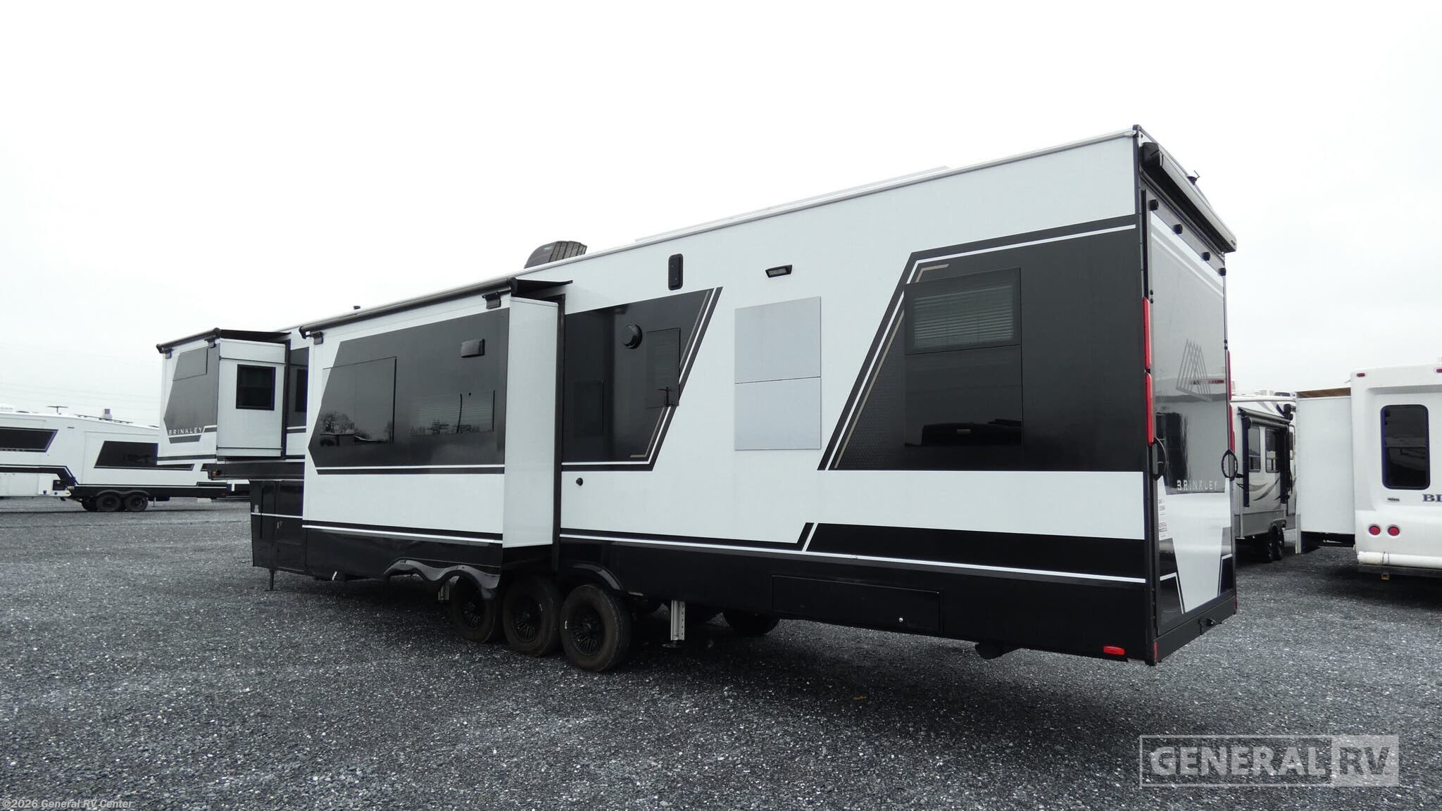 2024 Model G 3950 by Brinkley RV from General RV Center in Elizabethtown, Pennsylvania