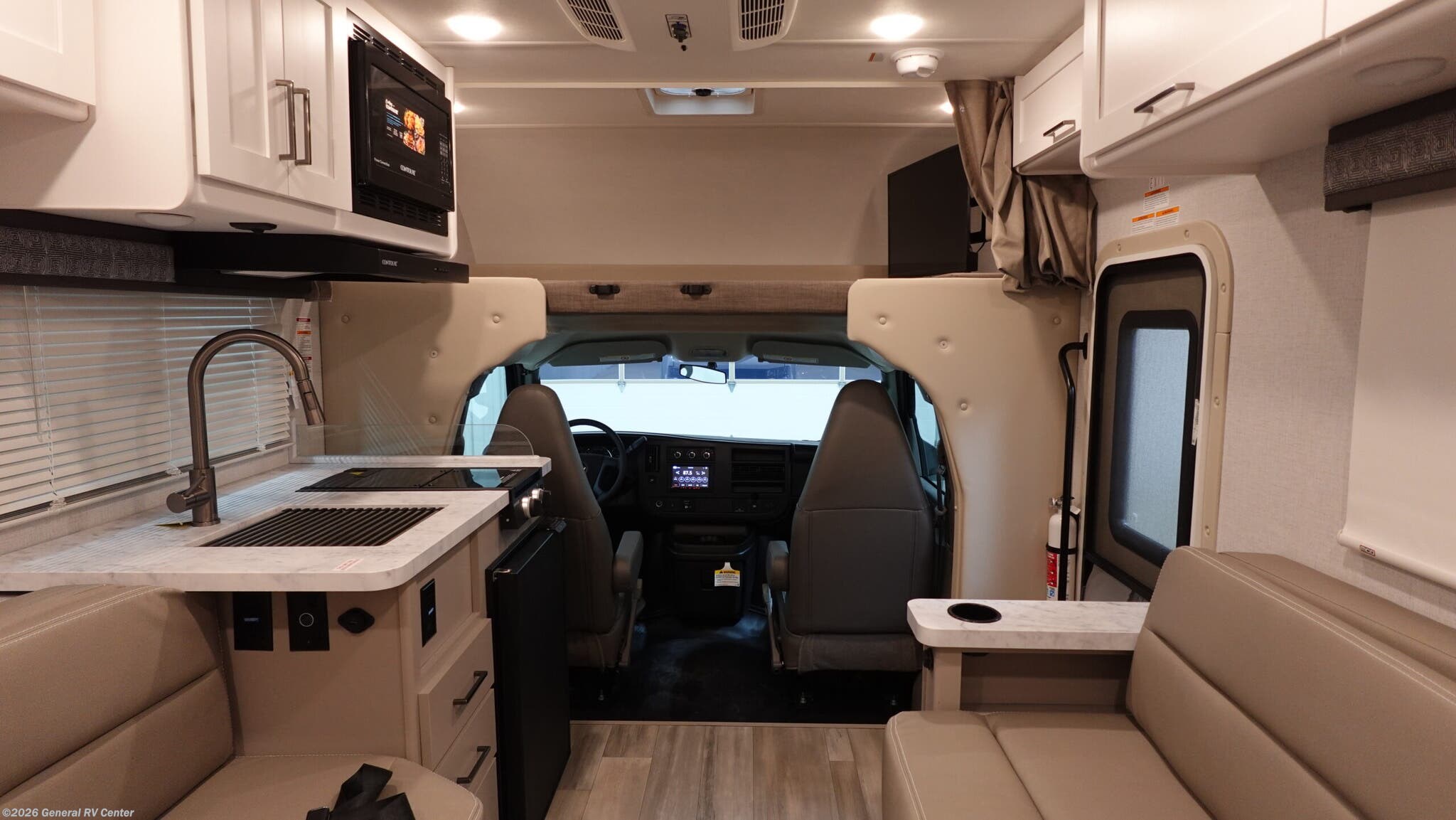 New 2026 Thor Motor Coach Pasadena SE SX19 Chevy available in Elizabethtown, Pennsylvania