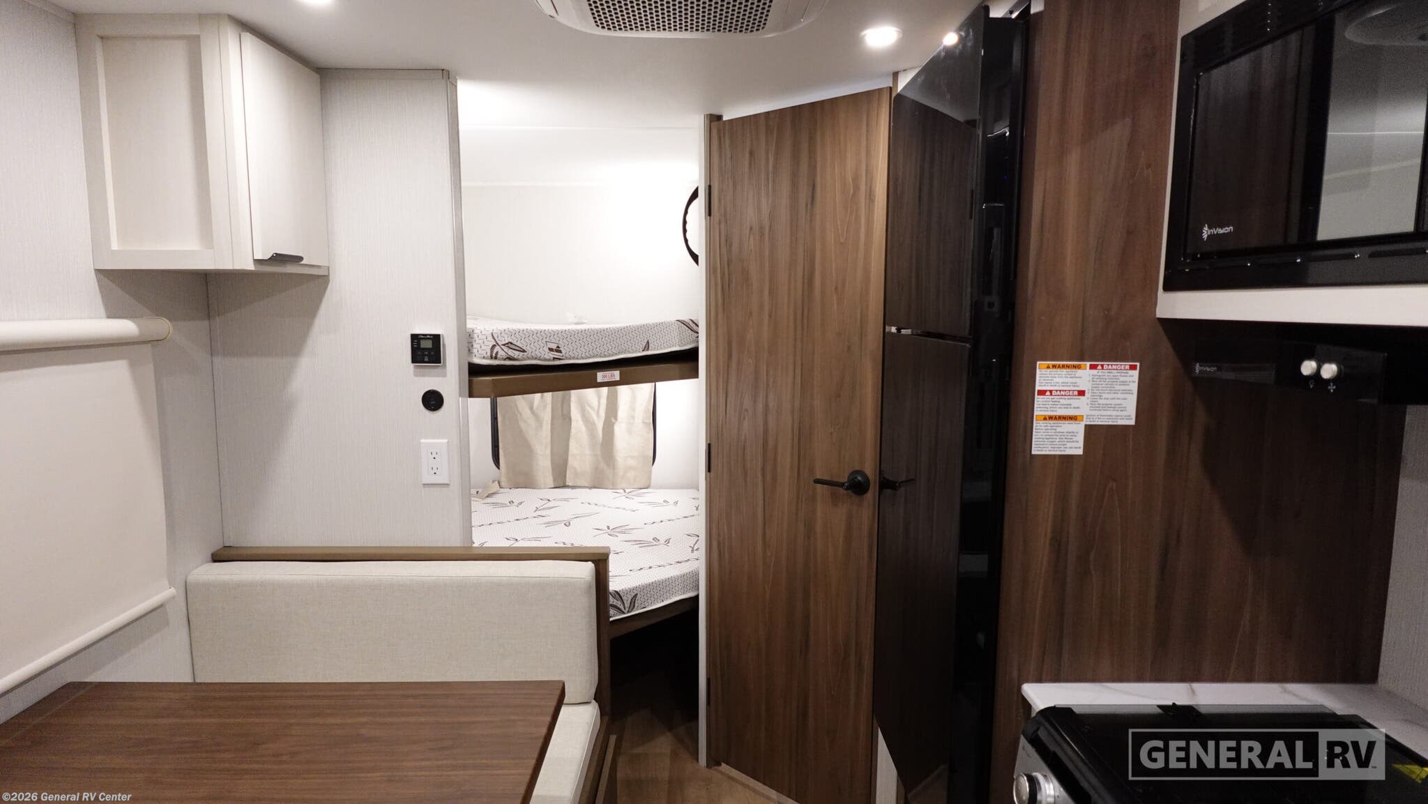 2026 Winnebago Access 18DBH - New Travel Trailer For Sale by General RV Center in Elizabethtown, Pennsylvania