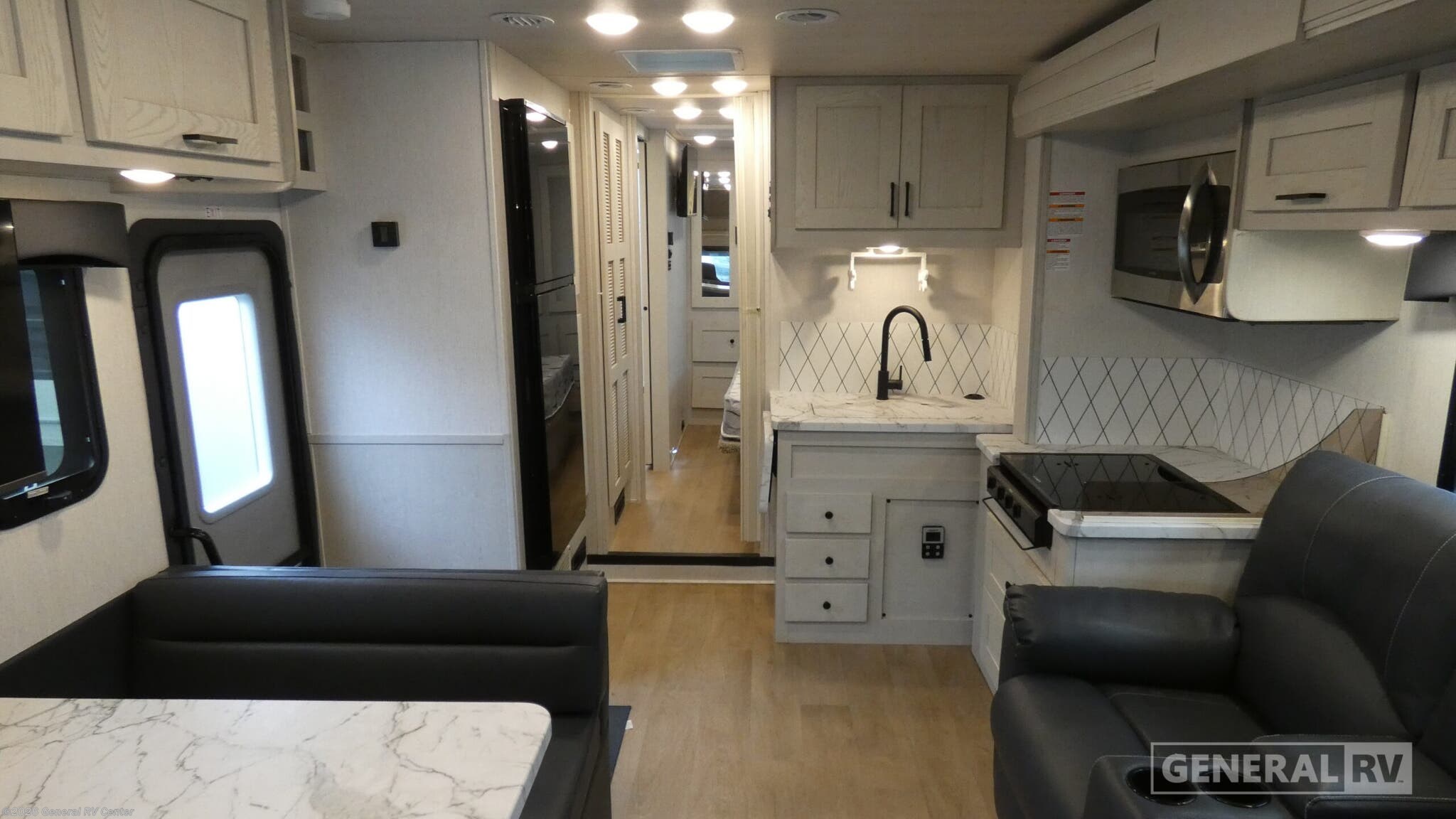 2025 Nexus Triumph 29T - Used Class C For Sale by General RV Center in Elizabethtown, Pennsylvania