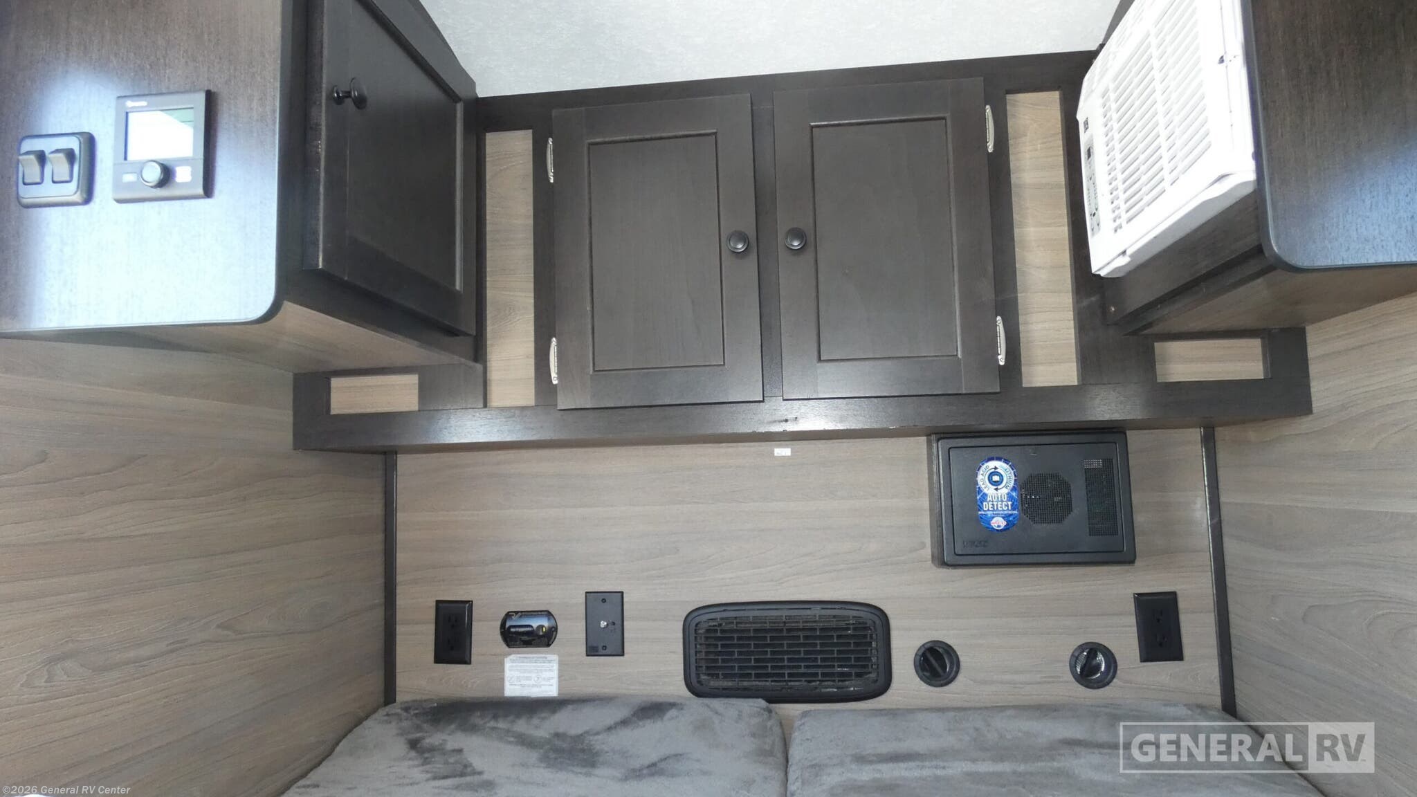 2025 Braxton Creek Bushwhacker 10HD - Used Travel Trailer For Sale by General RV Center in Elizabethtown, Pennsylvania