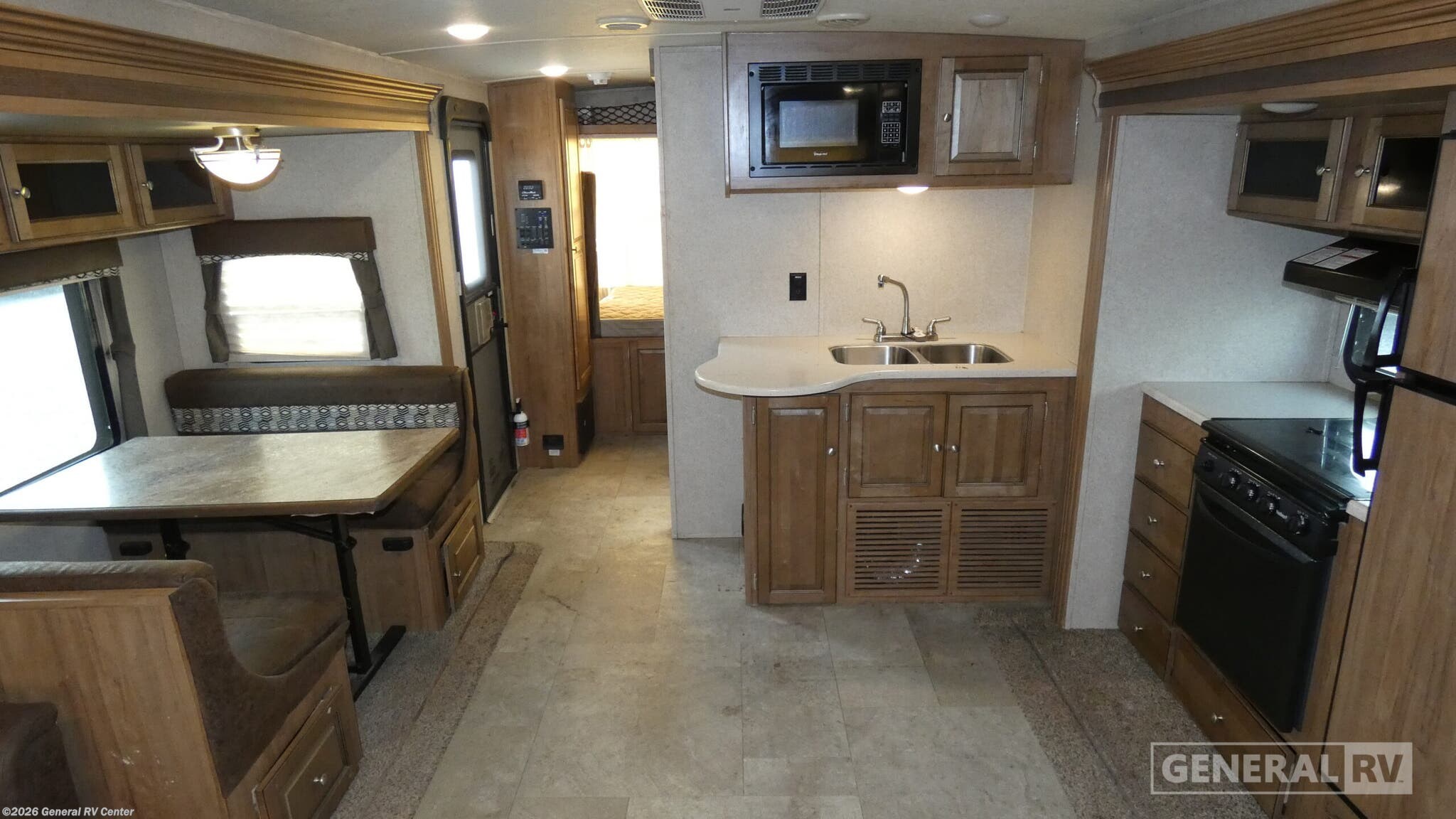 2018 Forest River Rockwood Roo 23FL - Used Expandable Trailer For Sale by General RV Center in Elizabethtown, Pennsylvania