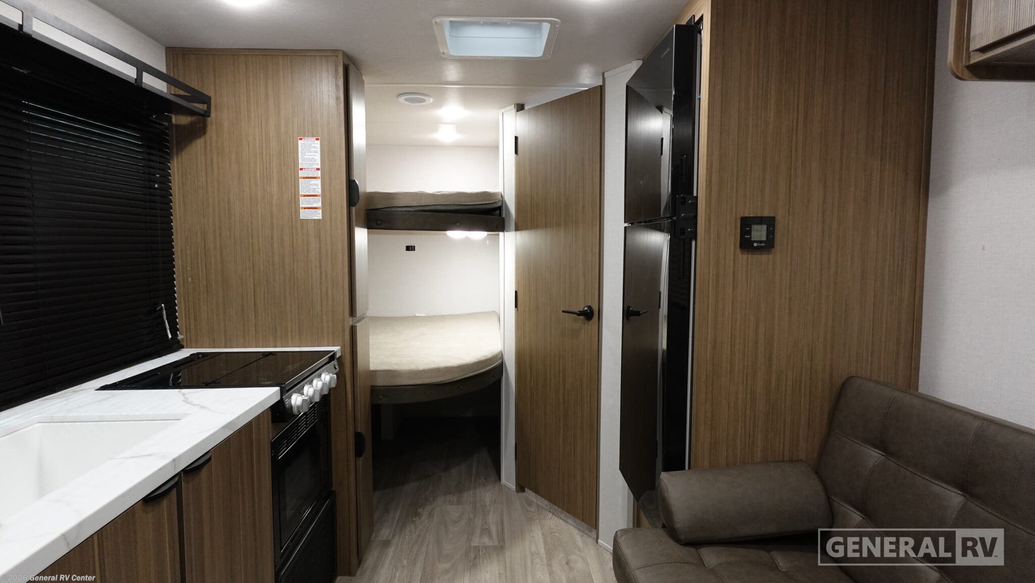 2026 Forest River Salem FSX 266BHLE - New Travel Trailer For Sale by General RV Center in Elizabethtown, Pennsylvania