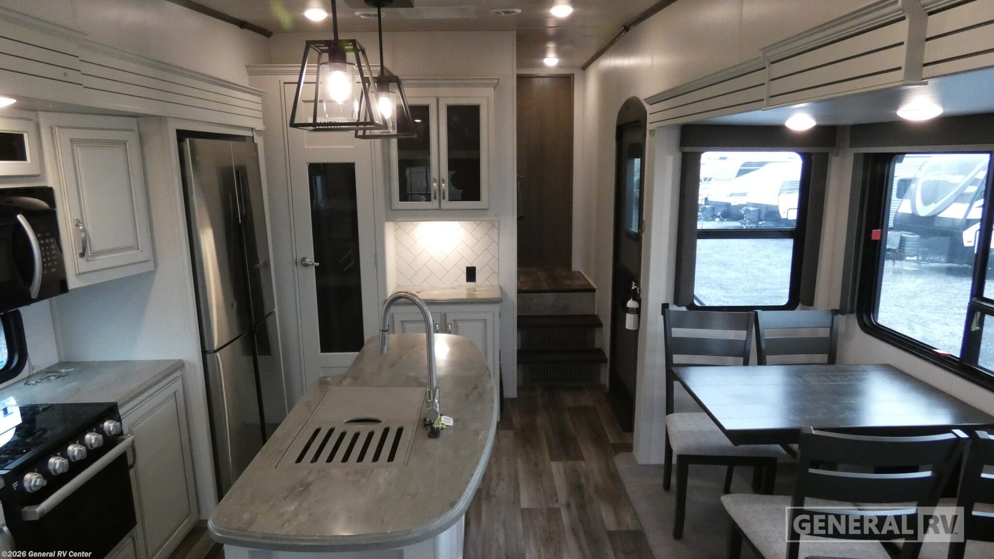 Used 2021 Keystone Cougar 316RLS available in Elizabethtown, Pennsylvania