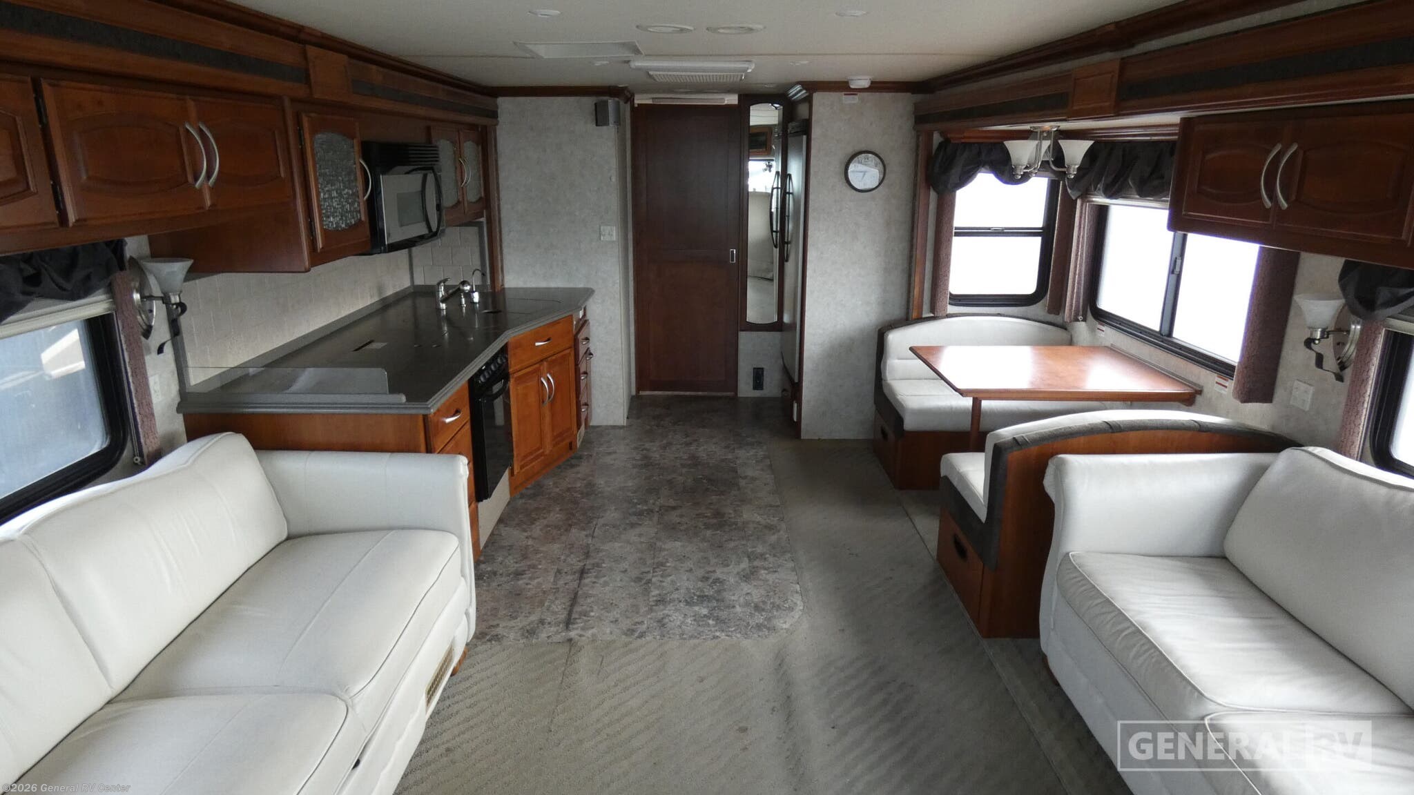 2004 Fleetwood Excursion 39S - Used Class A For Sale by General RV Center in Elizabethtown, Pennsylvania