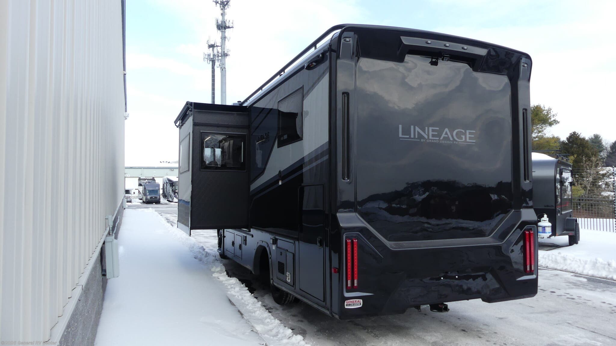 2026 Lineage Series M 25TK by Grand Design from General RV Center in Elizabethtown, Pennsylvania