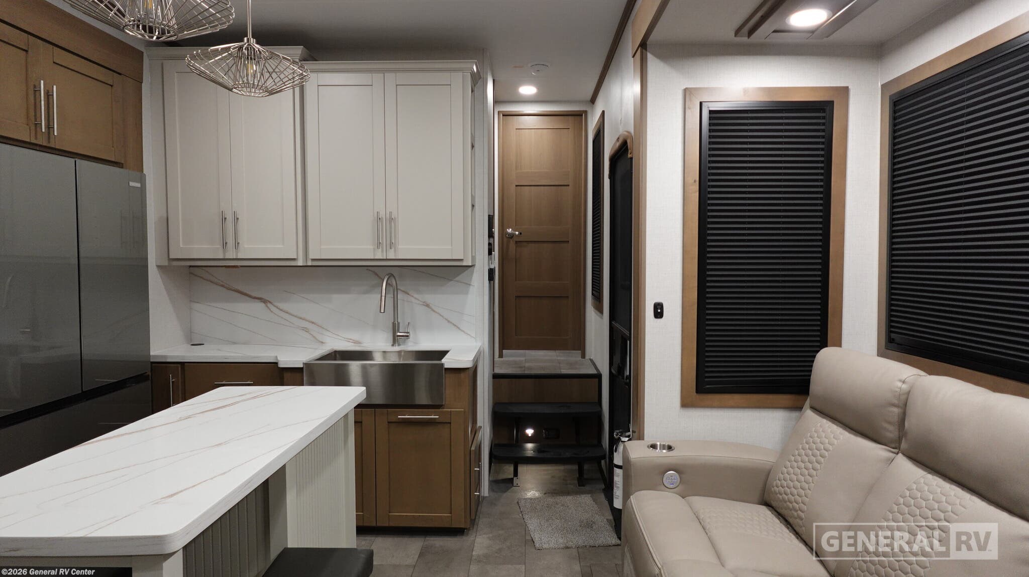 New 2026 Keystone Fuzion 373 available in Elizabethtown, Pennsylvania