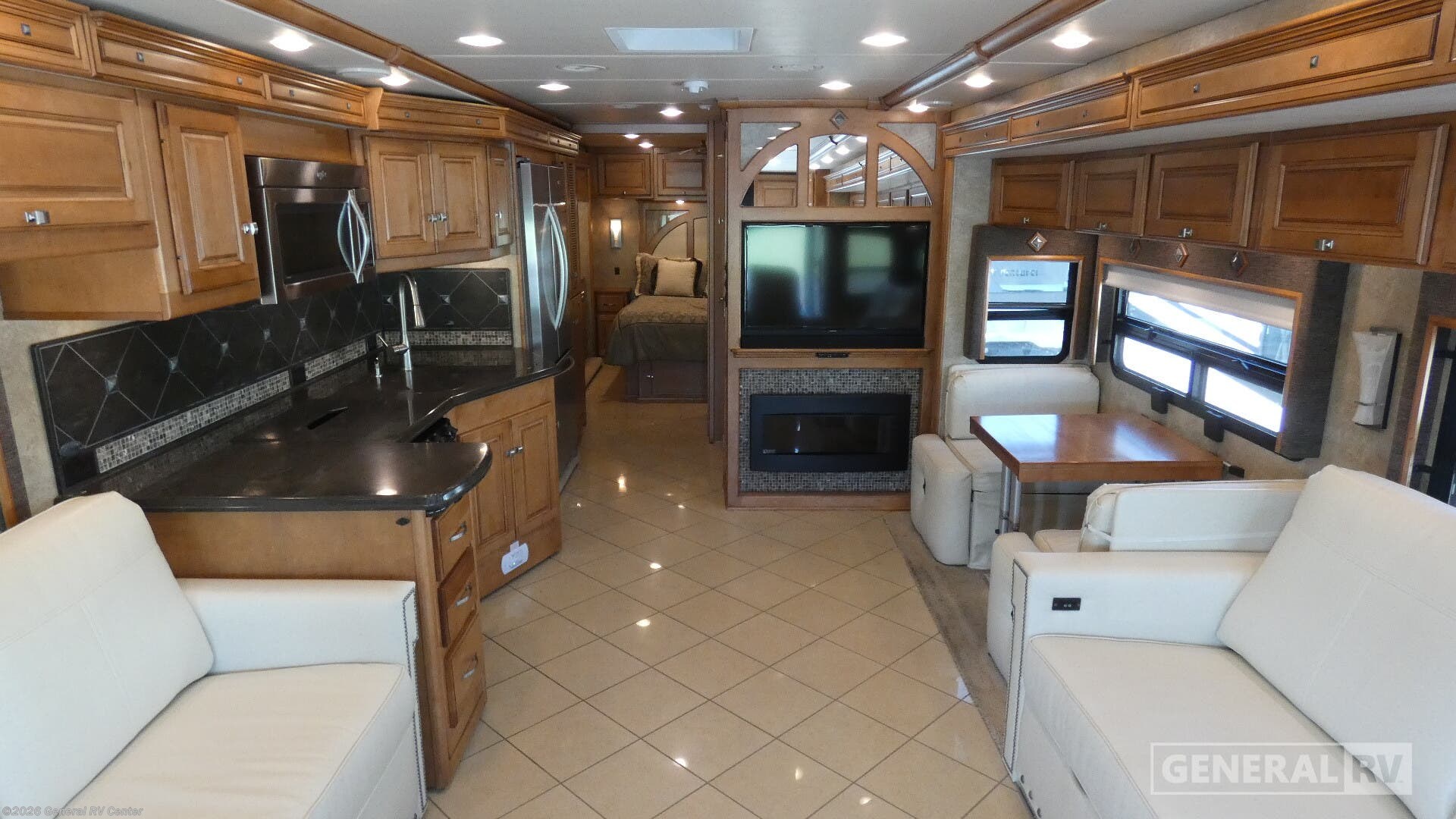 2015 Itasca Meridian 36M - Used Class A For Sale by General RV Center in Elizabethtown, Pennsylvania