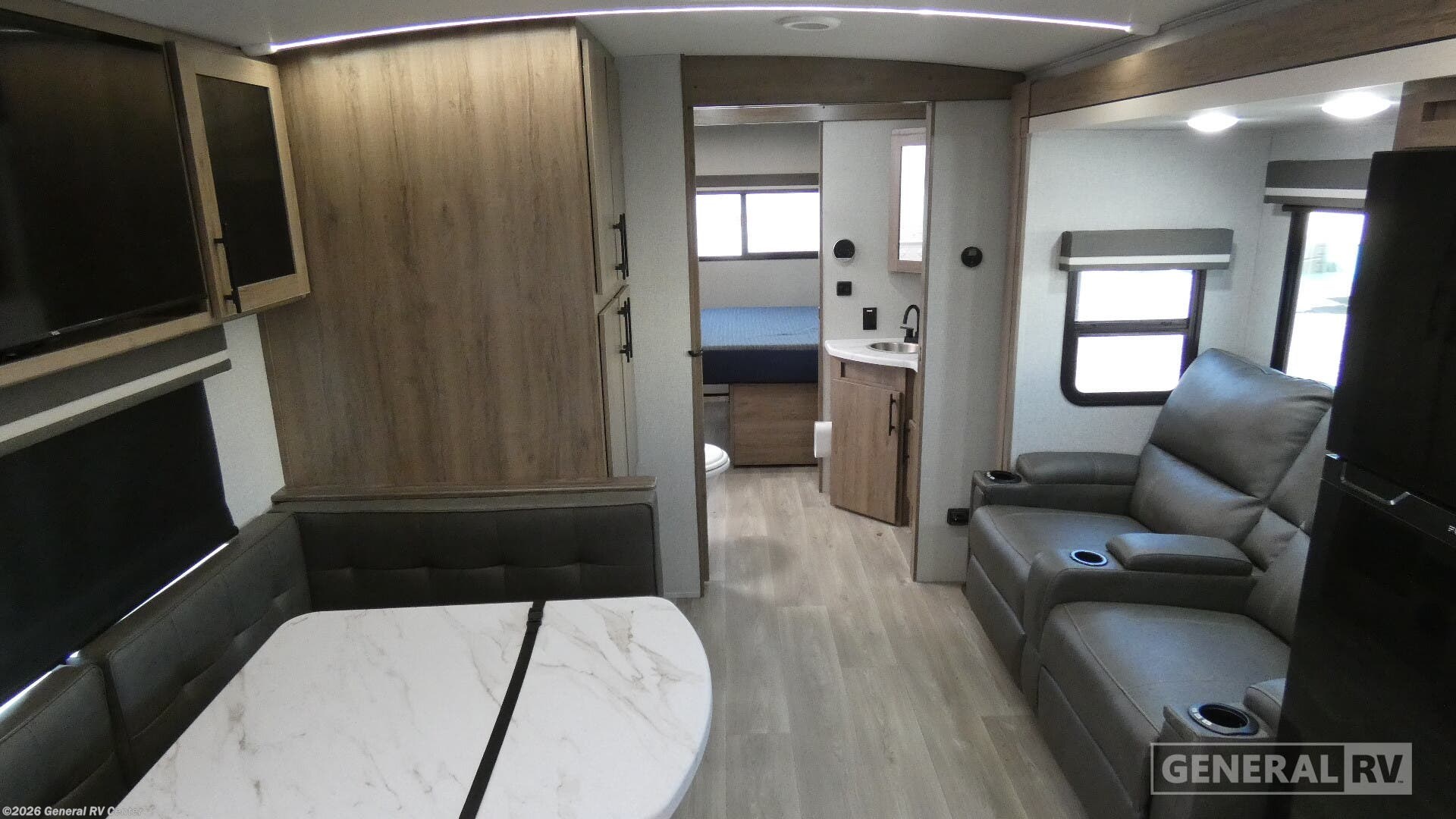 2024 Grand Design Imagine 2920BS - Used Travel Trailer For Sale by General RV Center in Elizabethtown, Pennsylvania