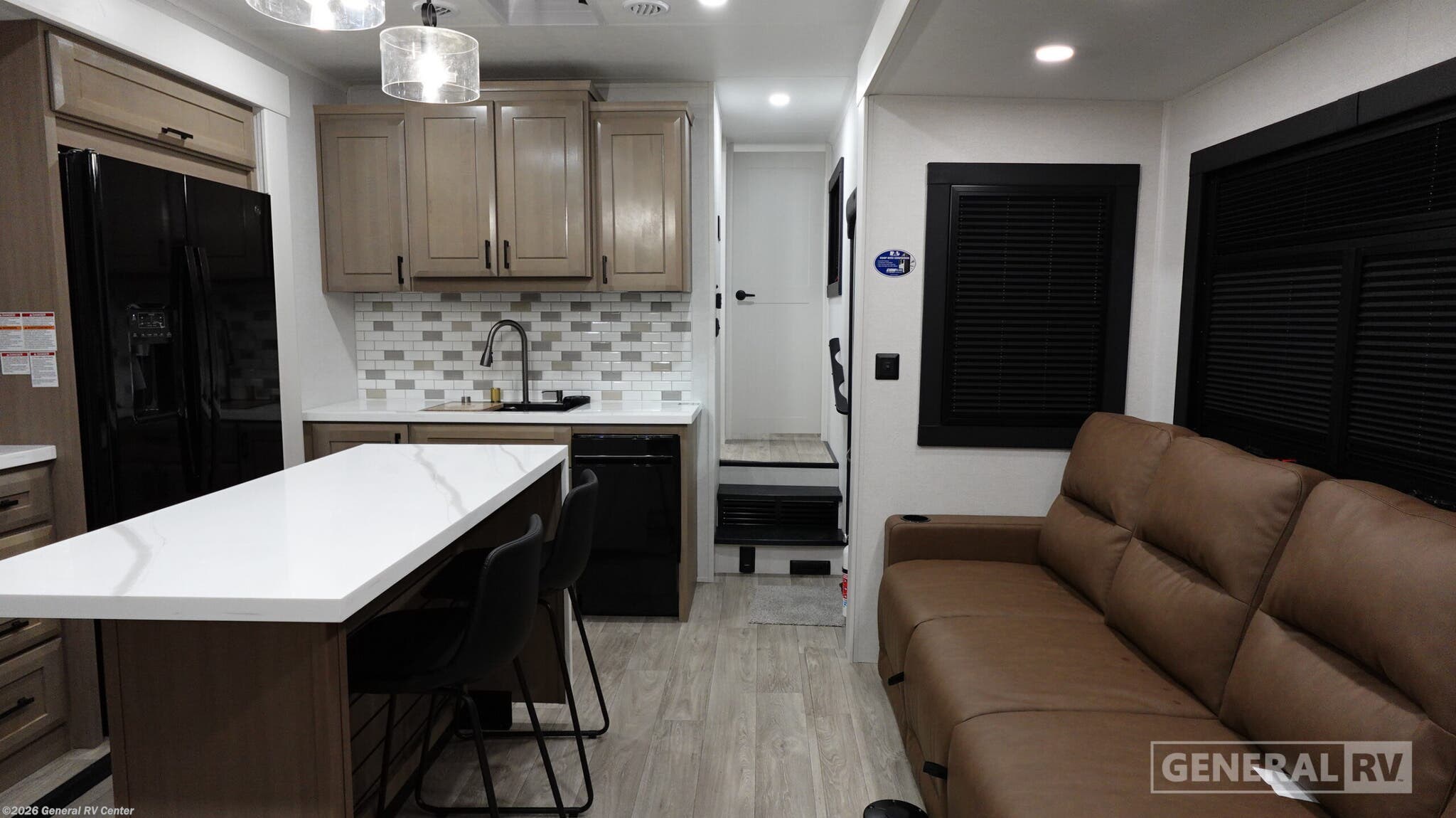 New 2027 Highland Ridge Open Range 3X 390TBS available in Elizabethtown, Pennsylvania
