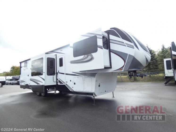 Used 2022 Grand Design Solitude 380FL available in Wayland, Michigan