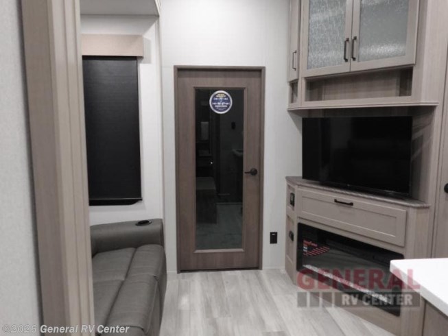 2025 Grand Design Momentum G-Class 320G #322948 - For Sale in Wayland, MI