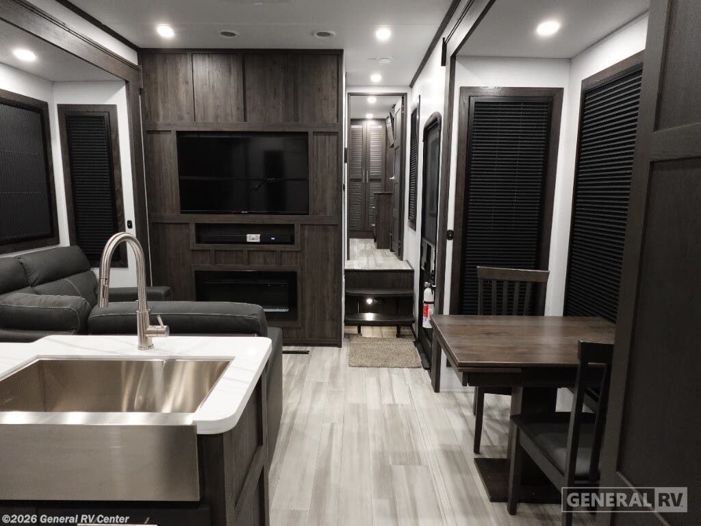 New 2025 Keystone Fuzion 432 available in Wayland, Michigan