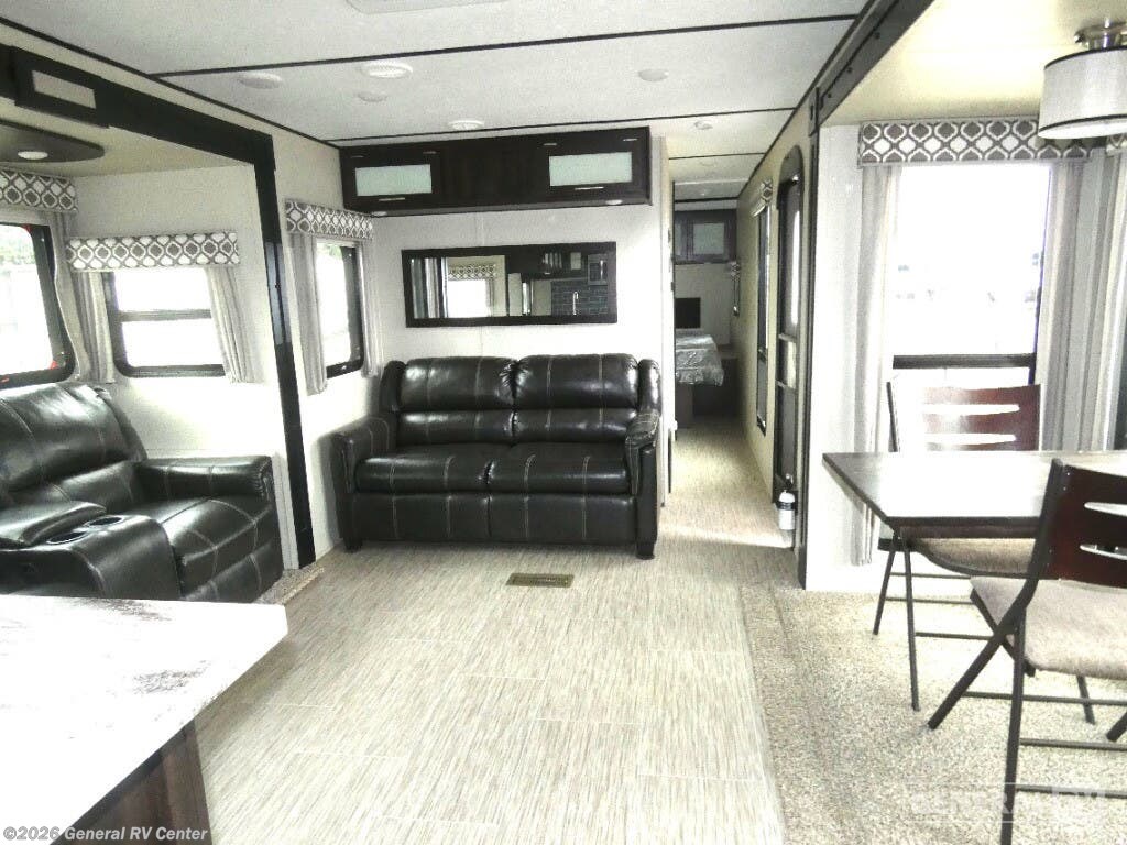 Used 2019 Prime Time LaCrosse 3211RK-2SLD available in Wayland, Michigan