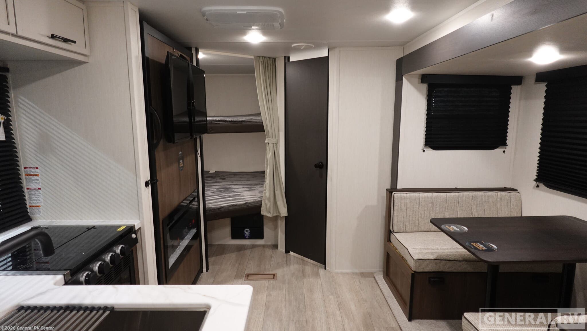 2026 Prime Time Avenger 23BHS - New Travel Trailer For Sale by General RV Center in Wayland, Michigan