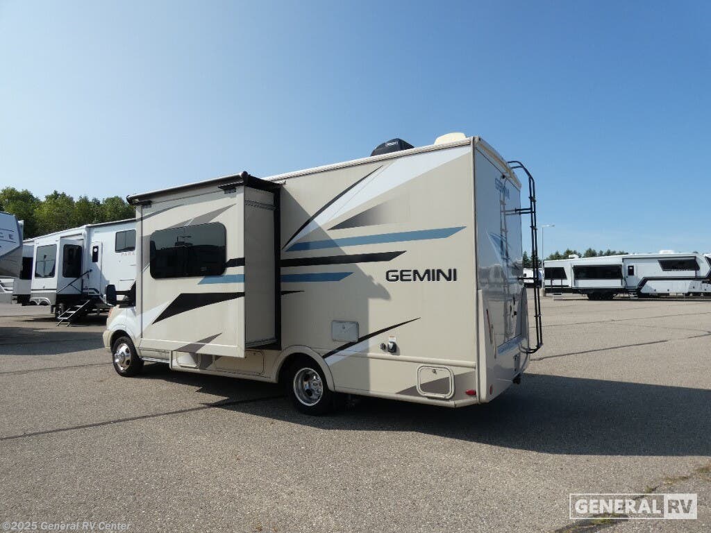2018 Gemini 23TK by Thor Motor Coach from General RV Center in Wayland, Michigan