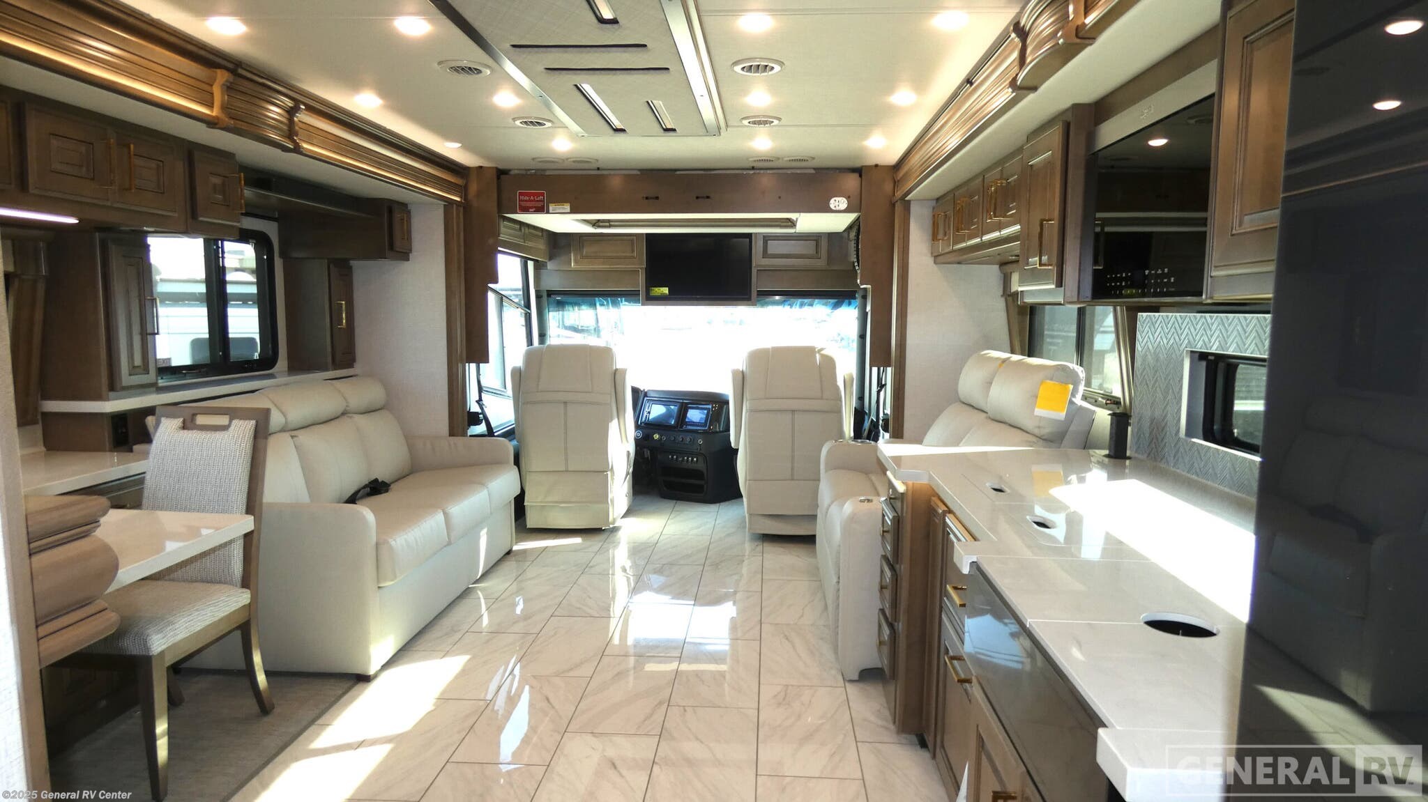 New 2026 Fleetwood Discovery LXE 40M available in Wayland, Michigan