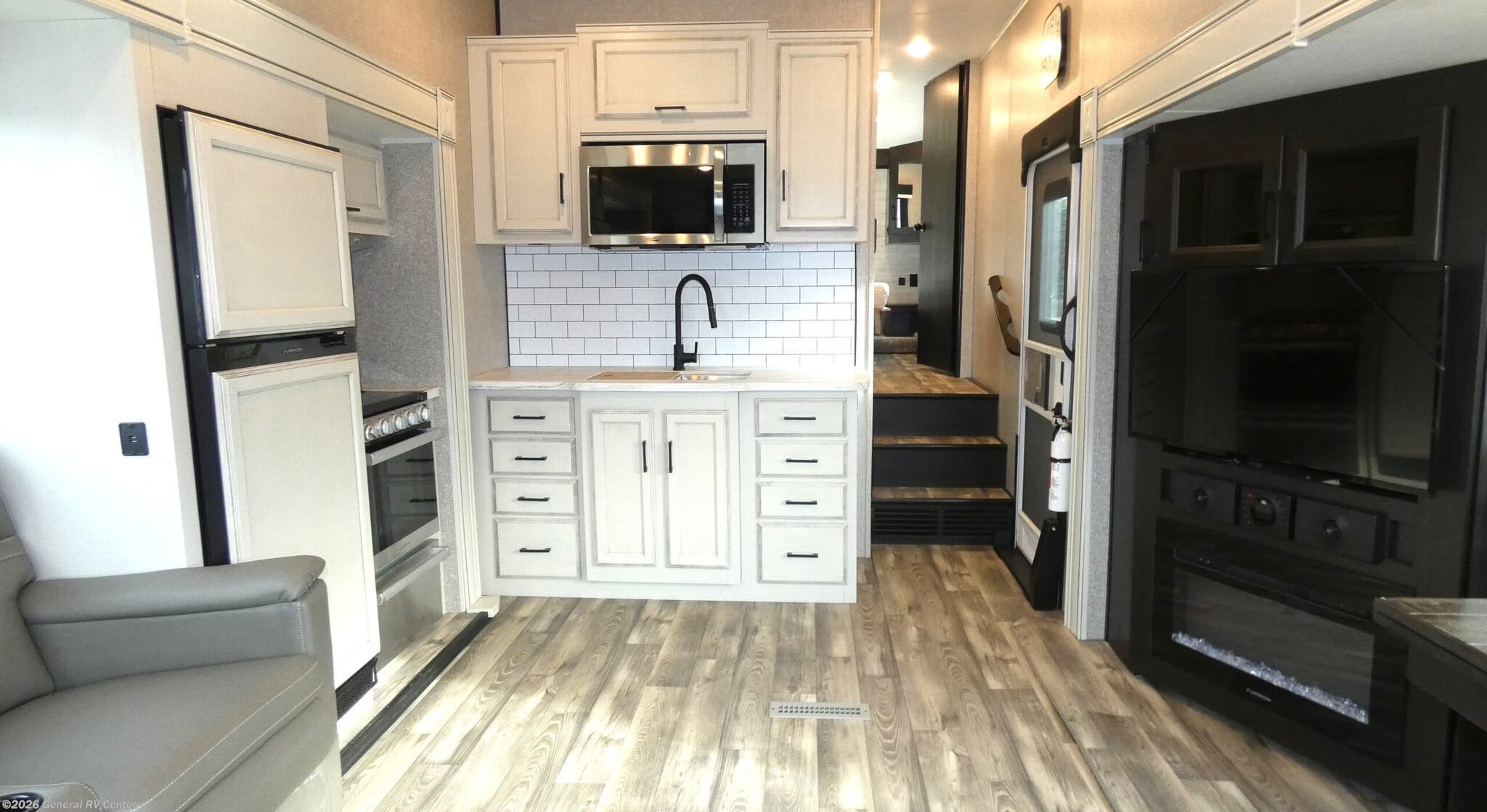 Used 2023 Jayco Eagle 27RL available in Wayland, Michigan