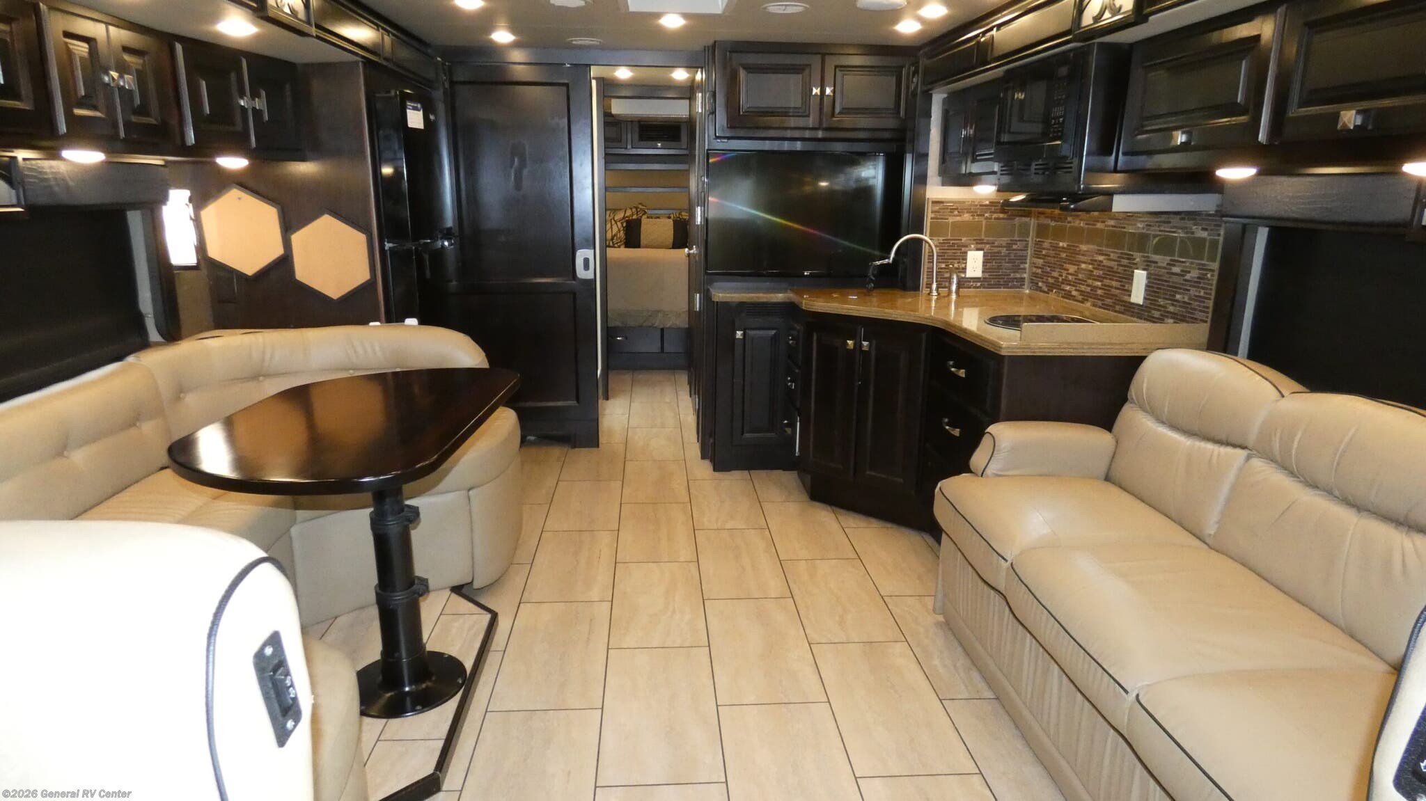 2017 Tiffin Allegro Breeze 32BR - Used Class A For Sale by General RV Center in Wayland, Michigan