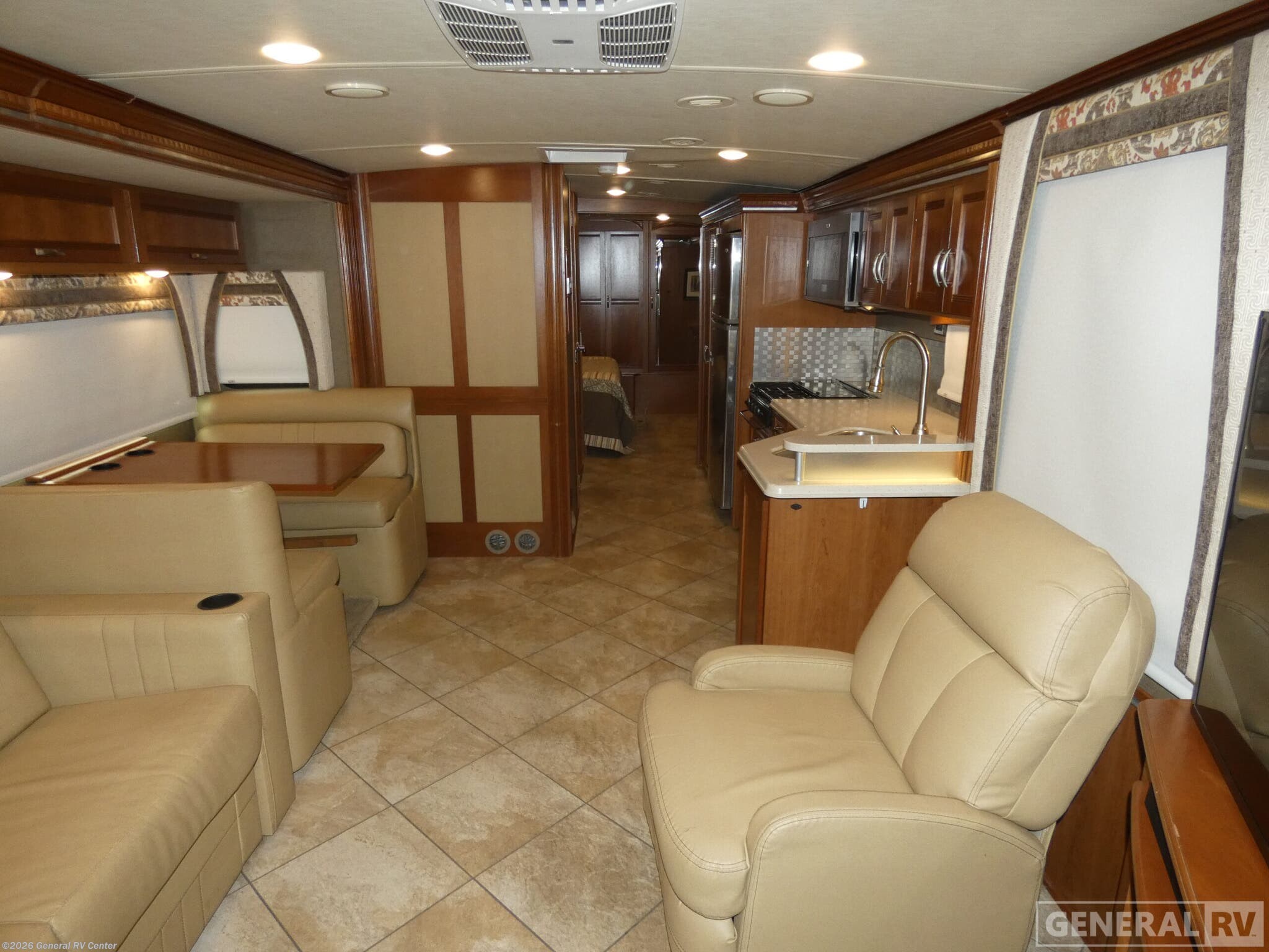 2018 Winnebago Forza 36G - Used Class A For Sale by General RV Center in Wayland, Michigan