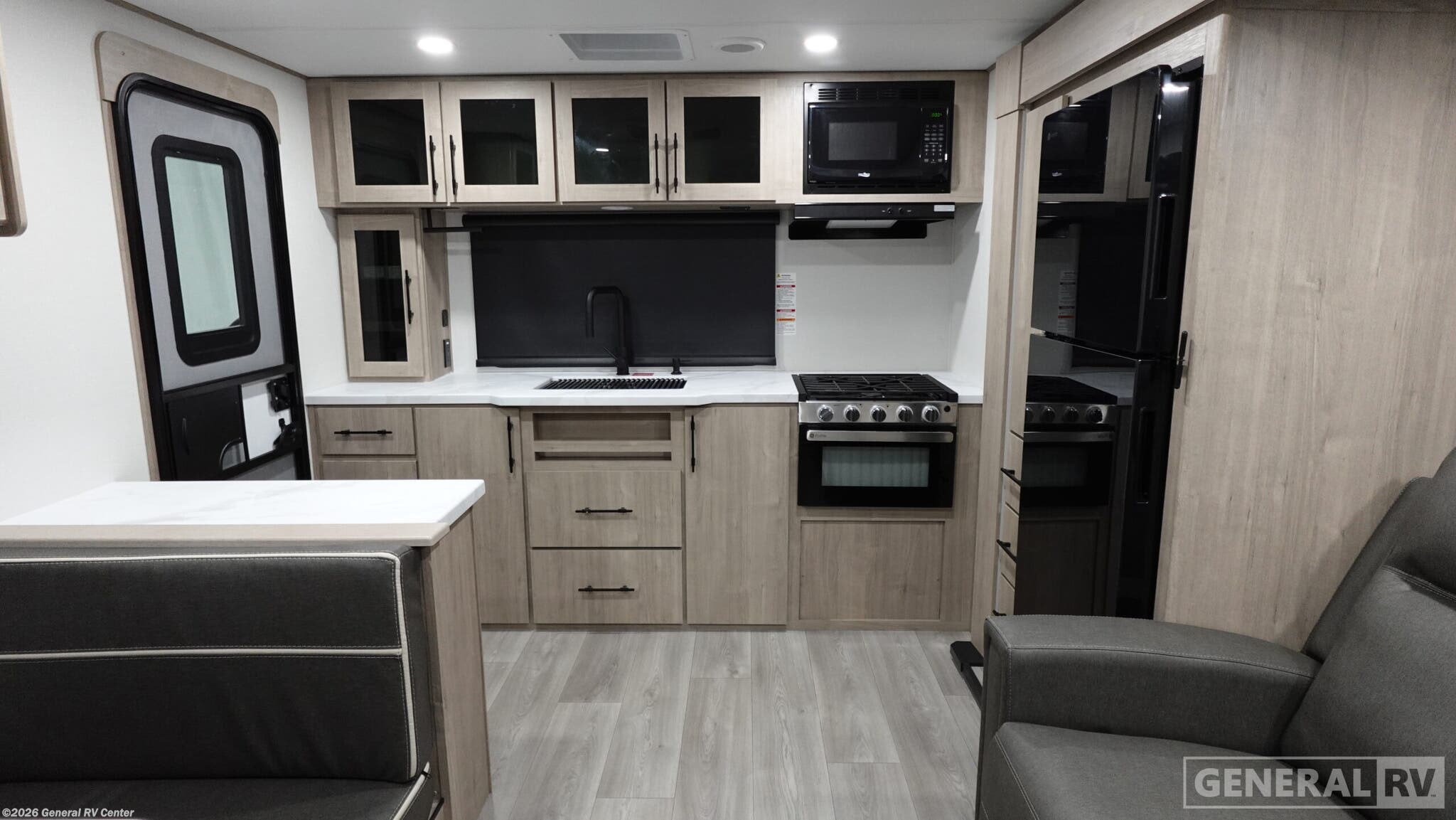 2026 Grand Design Imagine 23LDE - New Travel Trailer For Sale by General RV Center in Wayland, Michigan