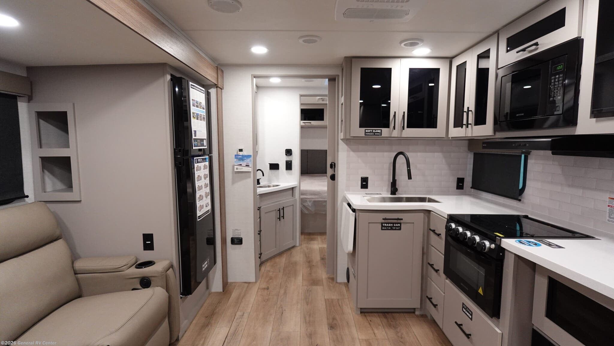 New 2026 Alliance RV Delta 252RL available in Wayland, Michigan