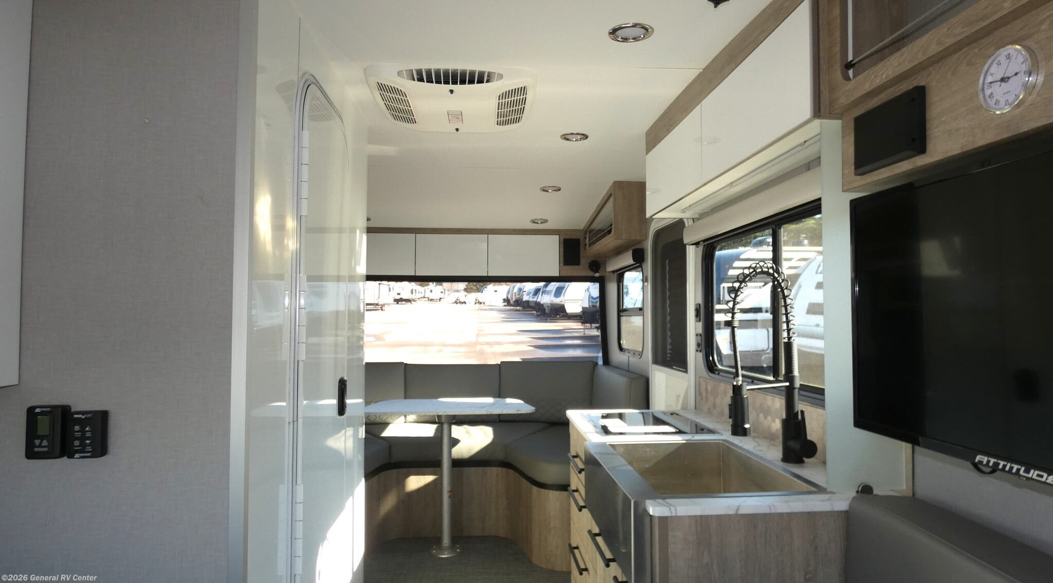 Used 2024 inTech Sol Dusk available in Wayland, Michigan