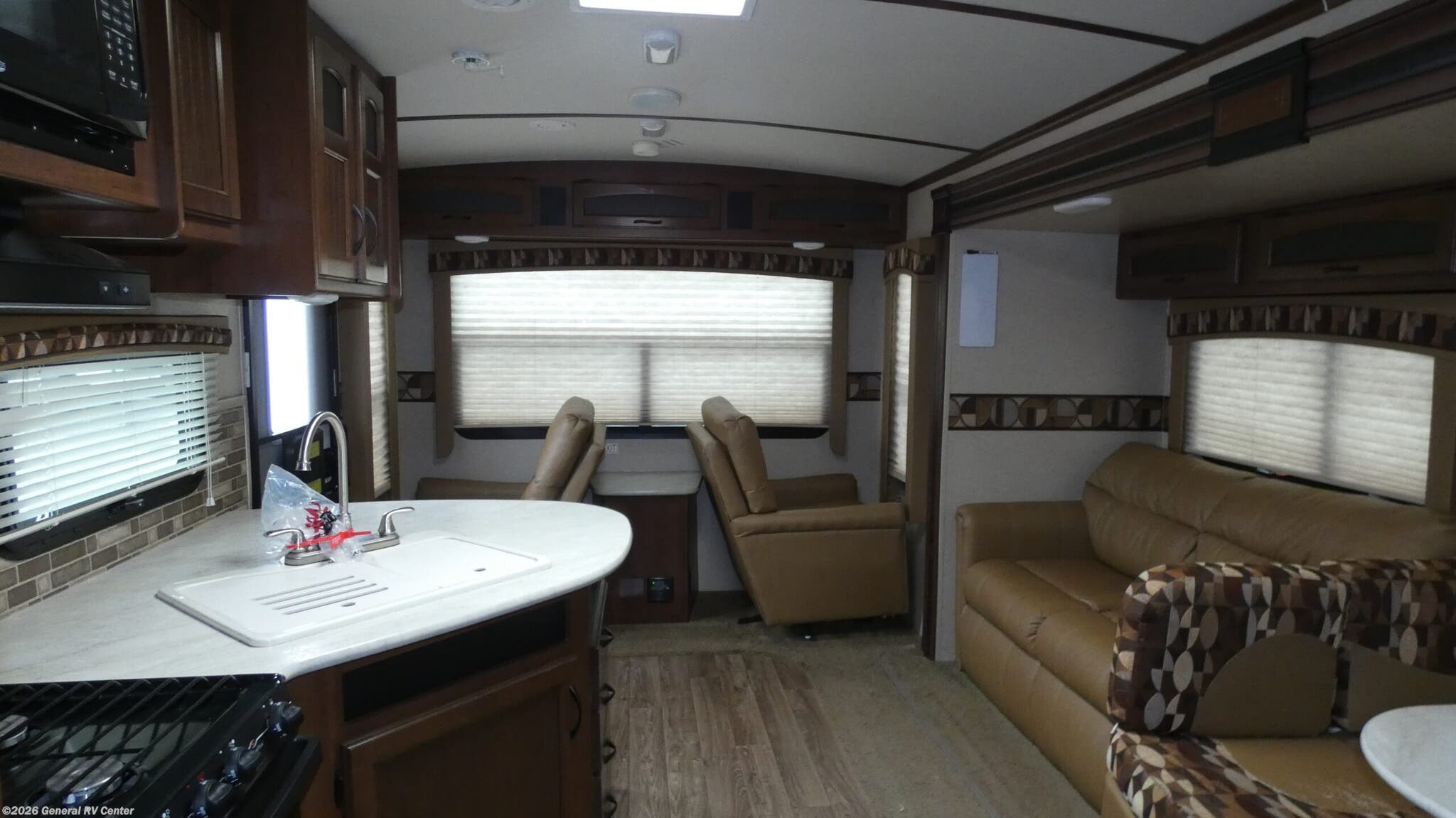 2015 Jayco White Hawk 27DSRL - Used Travel Trailer For Sale by General RV Center in Wayland, Michigan