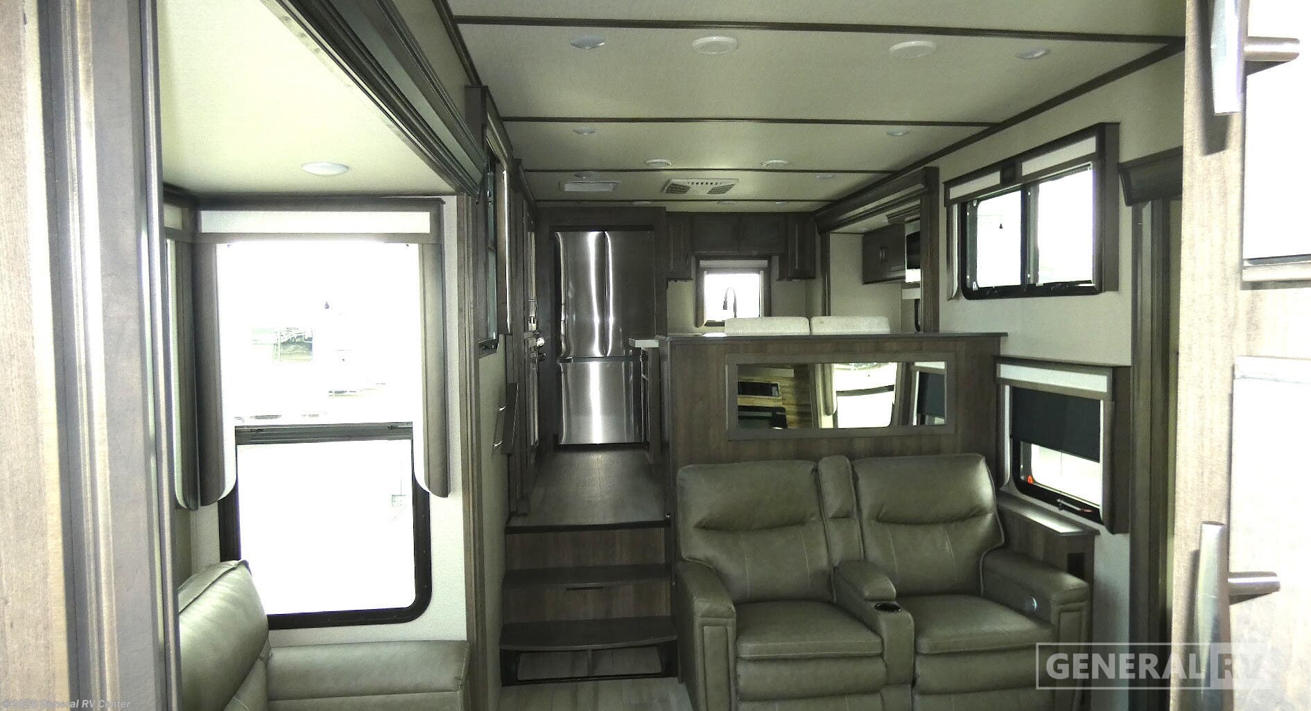 2022 Grand Design SOLITUDE-I 390RK-R - Used Fifth Wheel For Sale by General RV Center in Wayland, Michigan
