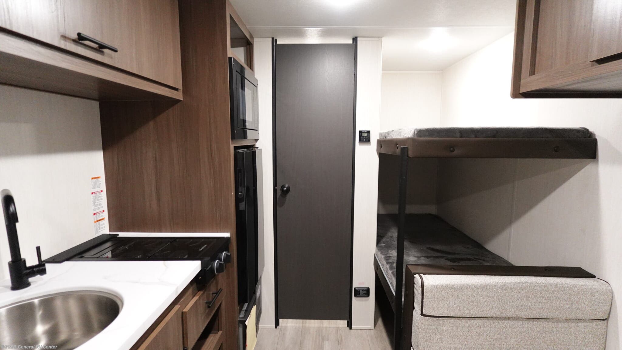 2026 Prime Time Avenger 16BHX - New Travel Trailer For Sale by General RV Center in Wayland, Michigan