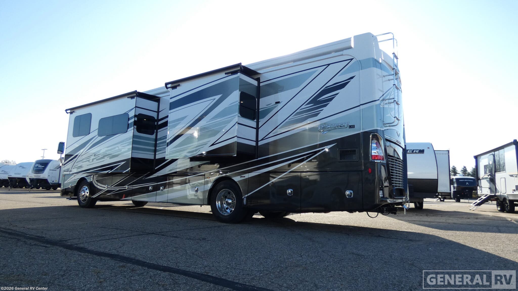 2026 Discovery LXE 40M by Fleetwood from General RV Center in Wayland, Michigan