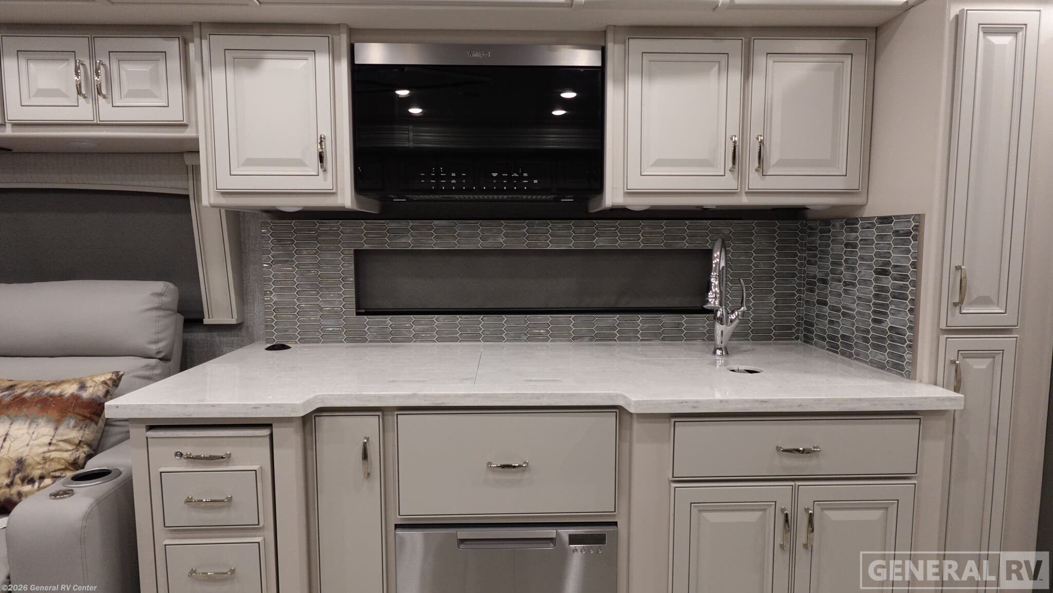 2026 Holiday Rambler Endeavor 38W - New Class A For Sale by General RV Center in Wayland, Michigan