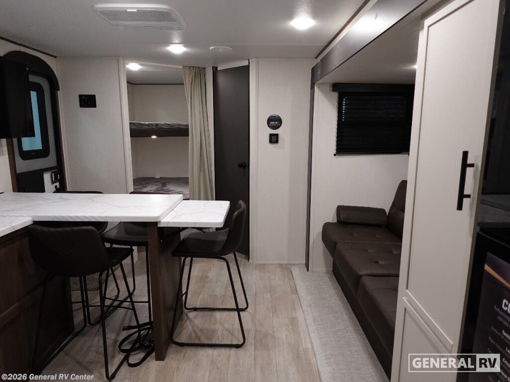 2026 Prime Time Avenger 25MKB - New Travel Trailer For Sale by General RV Center in Wayland, Michigan