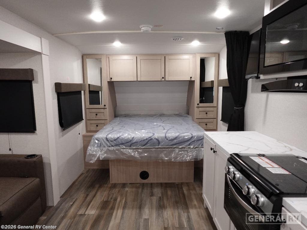 New 2026 Highland Ridge RANGE LITE 212FB available in Wayland, Michigan