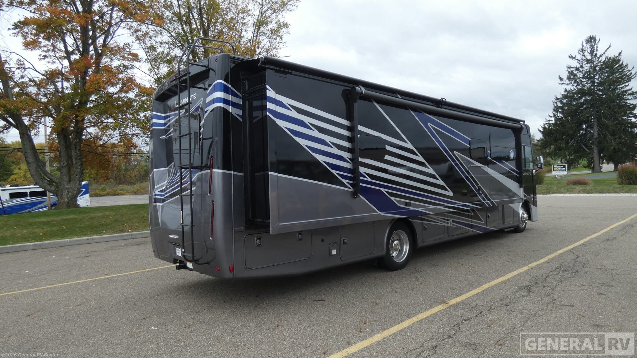 2026 Luminate CC35 by Thor Motor Coach from General RV Center in Wayland, Michigan