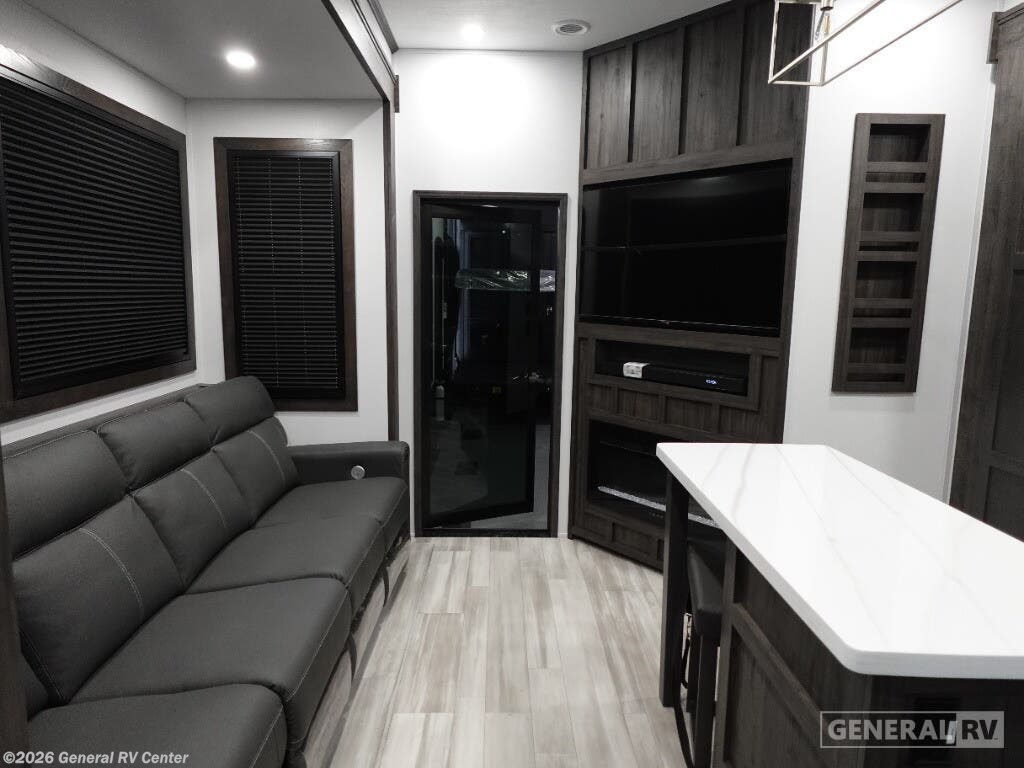 2025 Fuzion 419 by Keystone from General RV Center in Wayland, Michigan