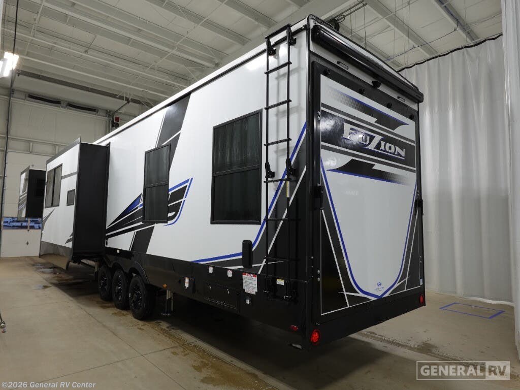 2025 Fuzion 432 by Keystone from General RV Center in Wayland, Michigan