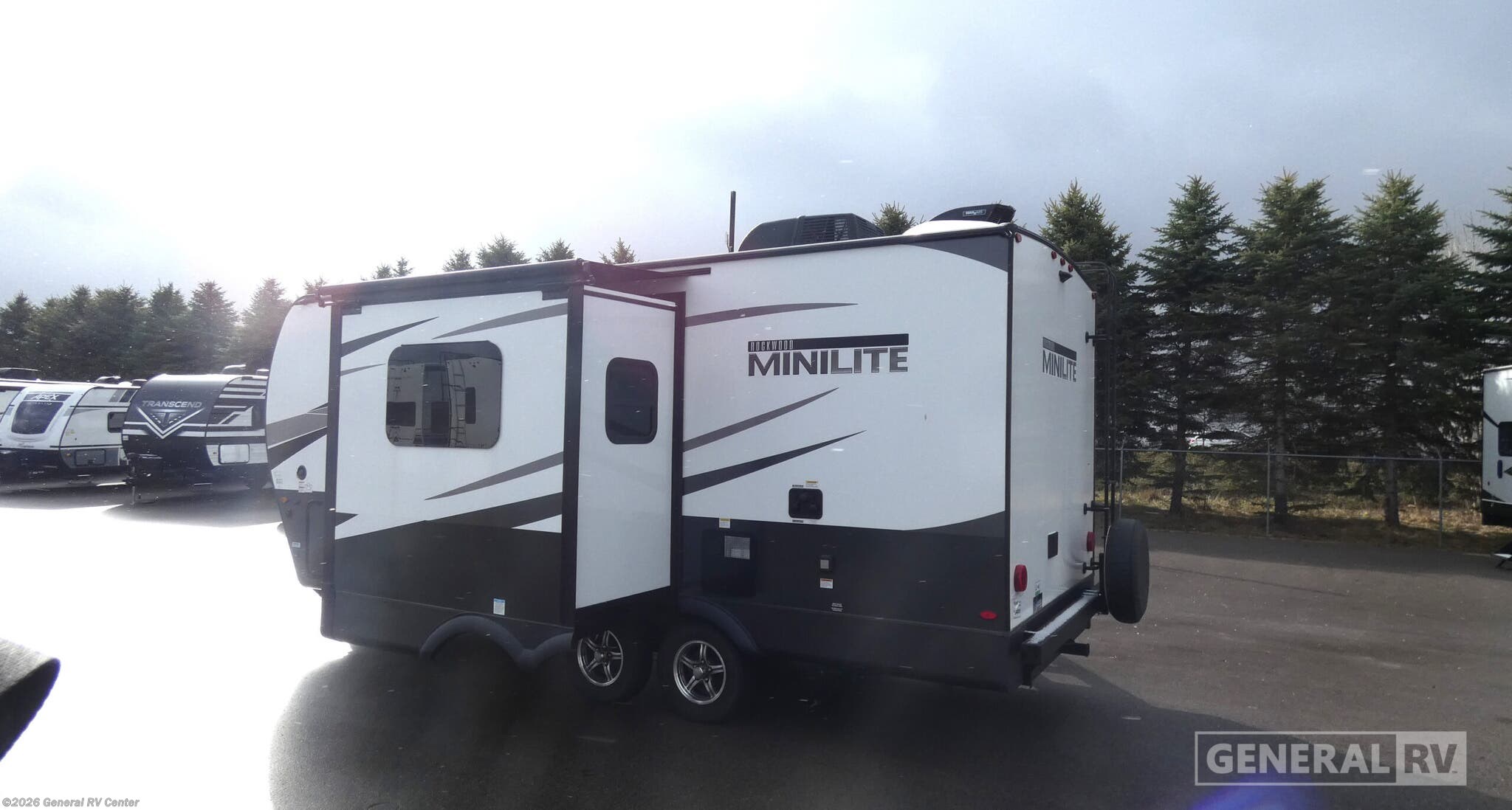 2024 Rockwood Mini Lite 2205S by Forest River from General RV Center in Wayland, Michigan