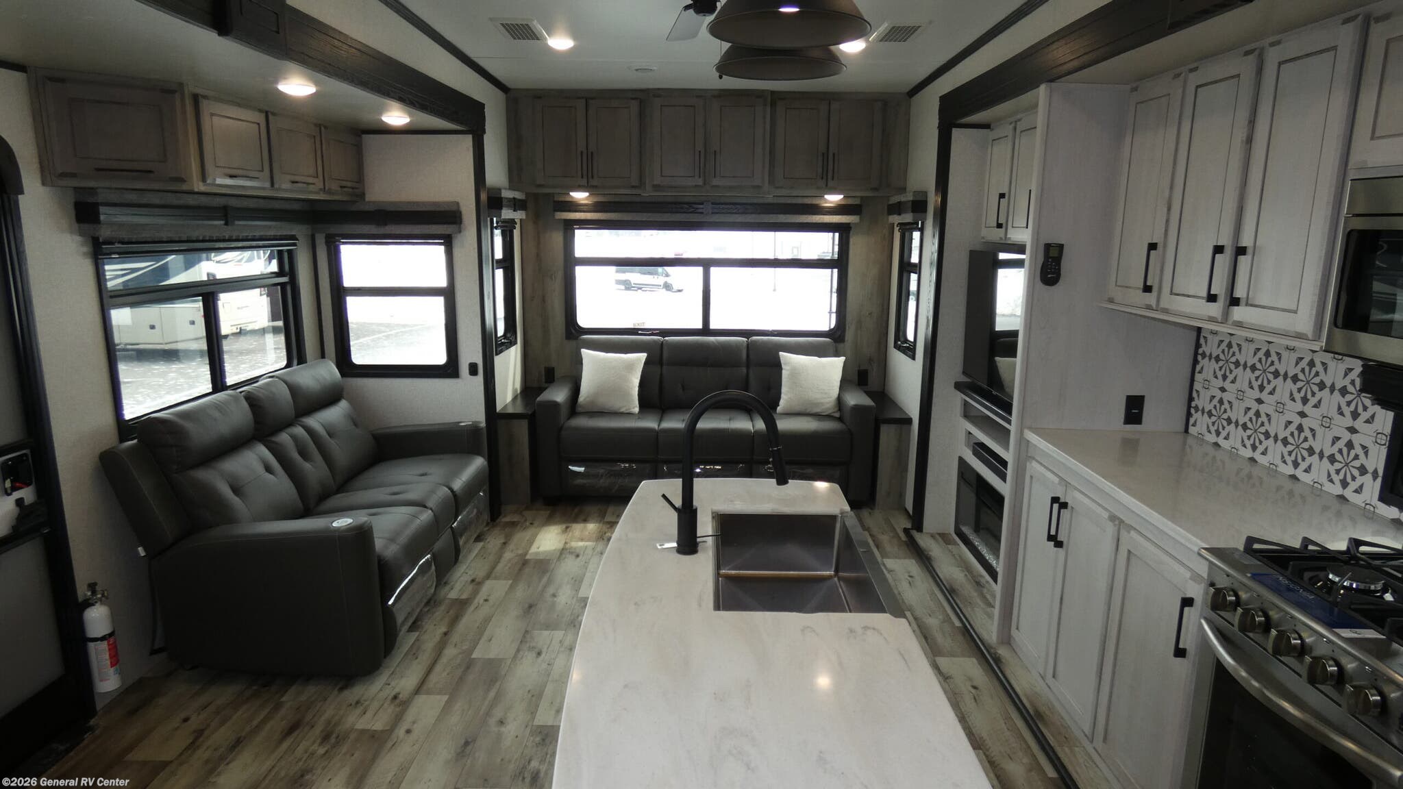 2023 K-Z Durango Gold G383RLQ - Used Fifth Wheel For Sale by General RV Center in Wayland, Michigan