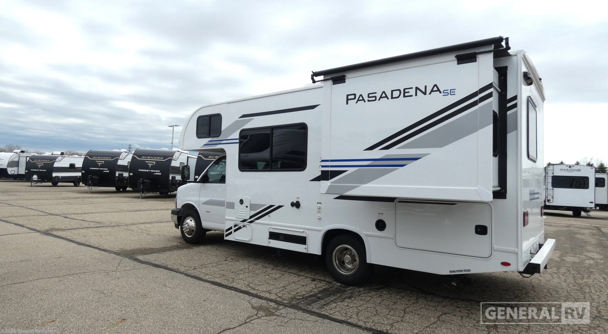 2026 Pasadena SE SZ22 Chevy by Thor Motor Coach from General RV Center in Wayland, Michigan