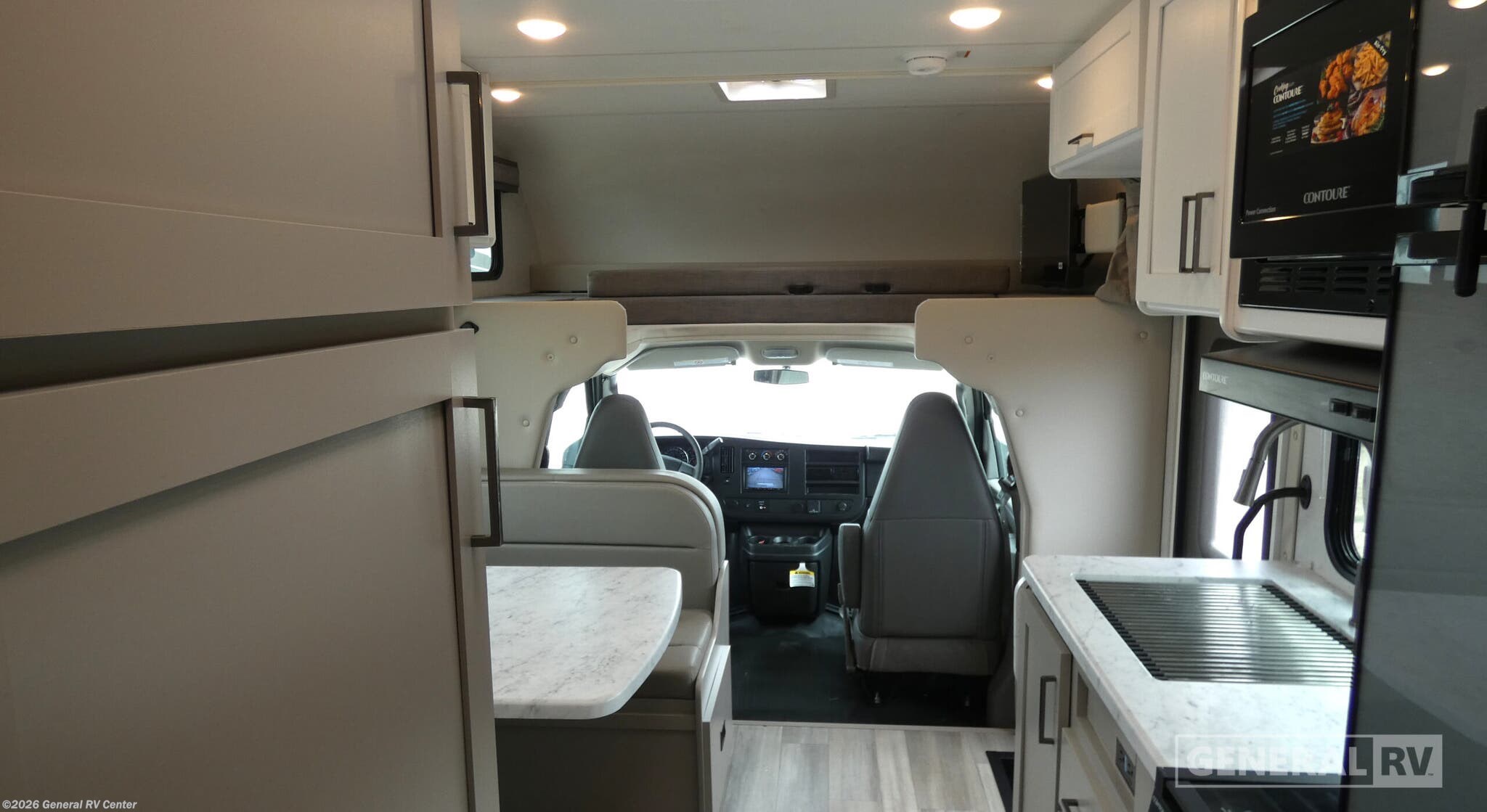 New 2026 Thor Motor Coach Pasadena SE SZ22 Chevy available in Wayland, Michigan