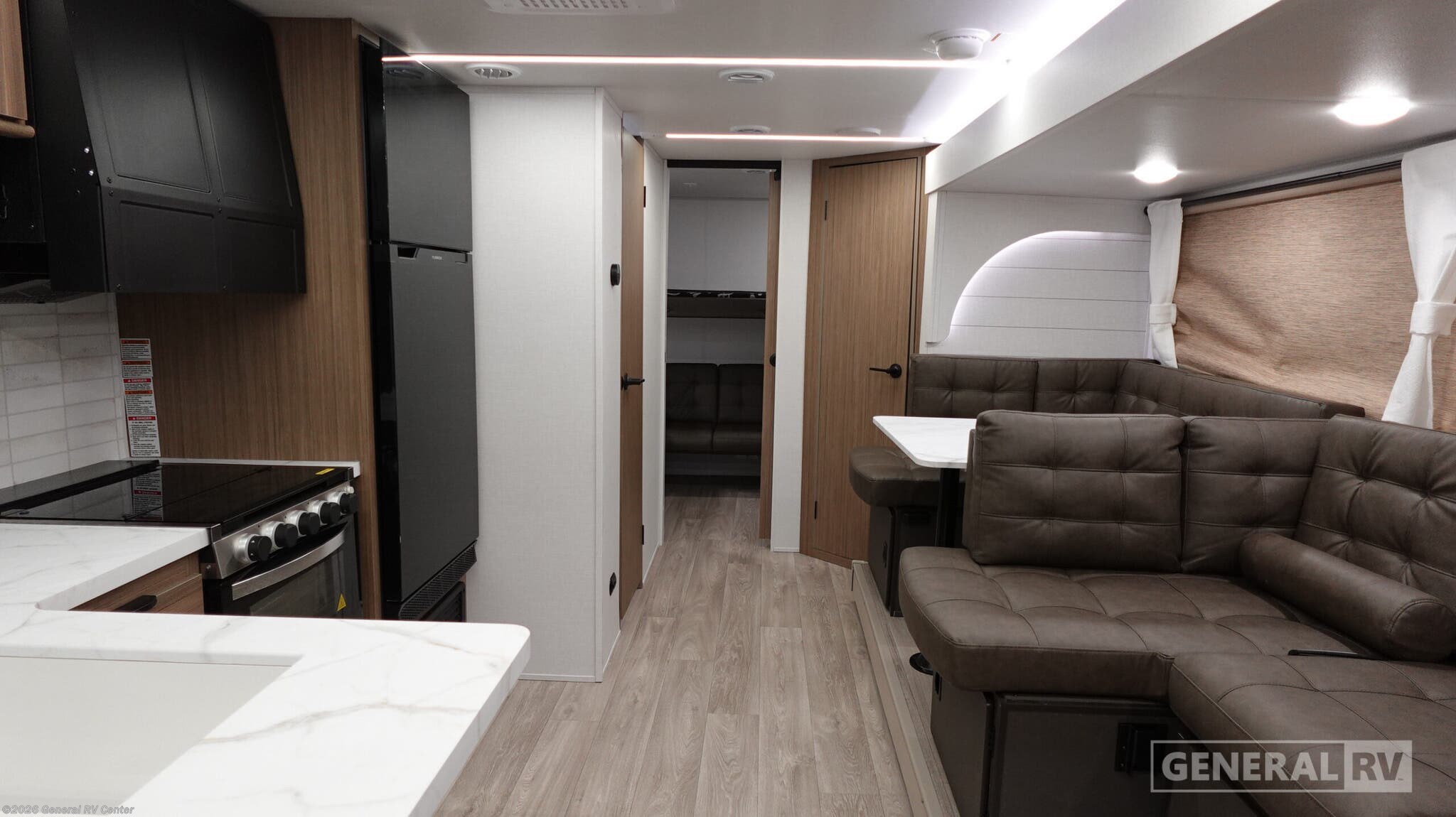 2026 Forest River Wildwood 273QBXL - New Travel Trailer For Sale by General RV Center in Wayland, Michigan