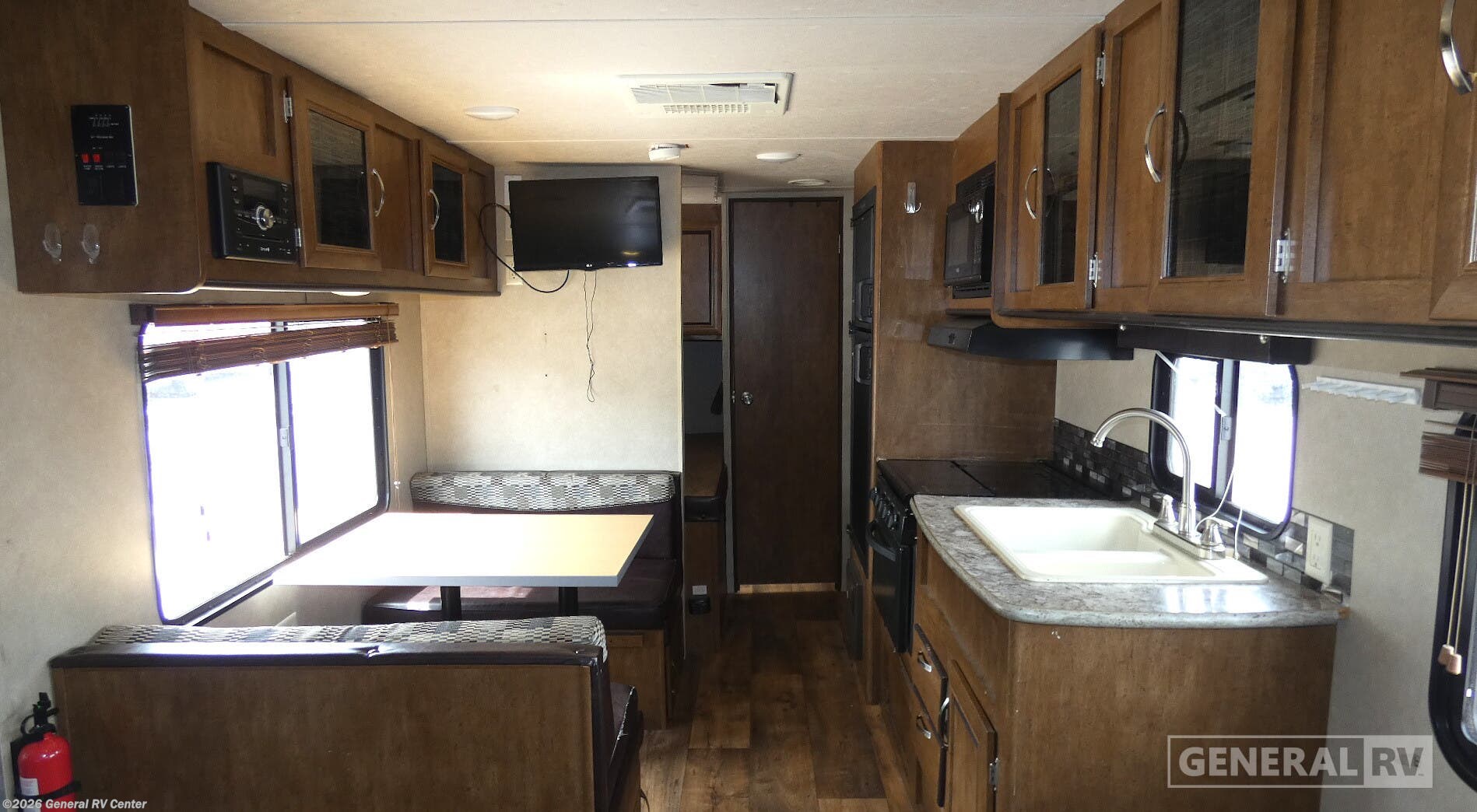 2017 Forest River Wildwood X-Lite 261BHXL - Used Travel Trailer For Sale by General RV Center in Wayland, Michigan