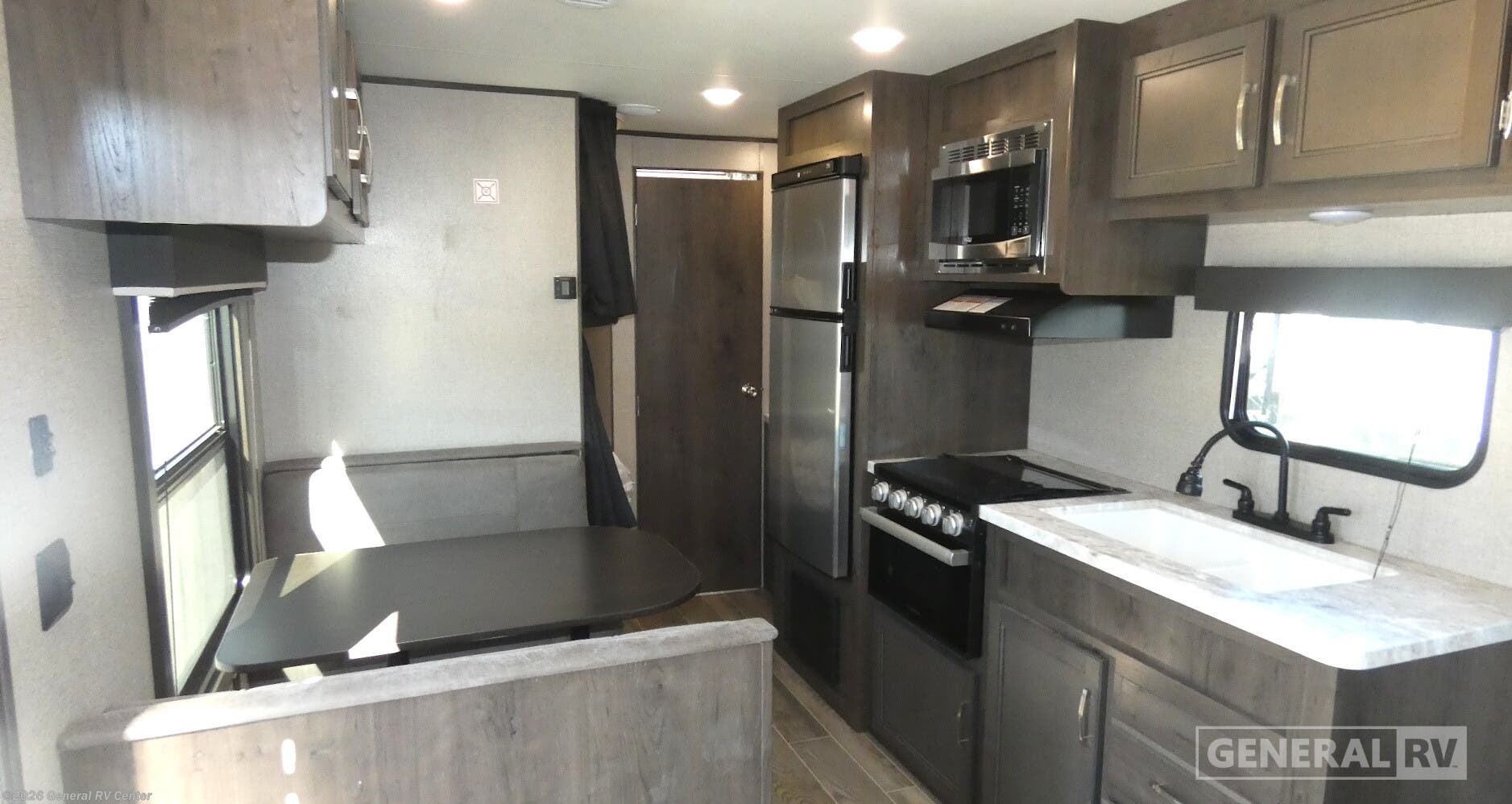 2021 Jayco Jay Flight SLX 8 264BH - Used Travel Trailer For Sale by General RV Center in Wayland, Michigan