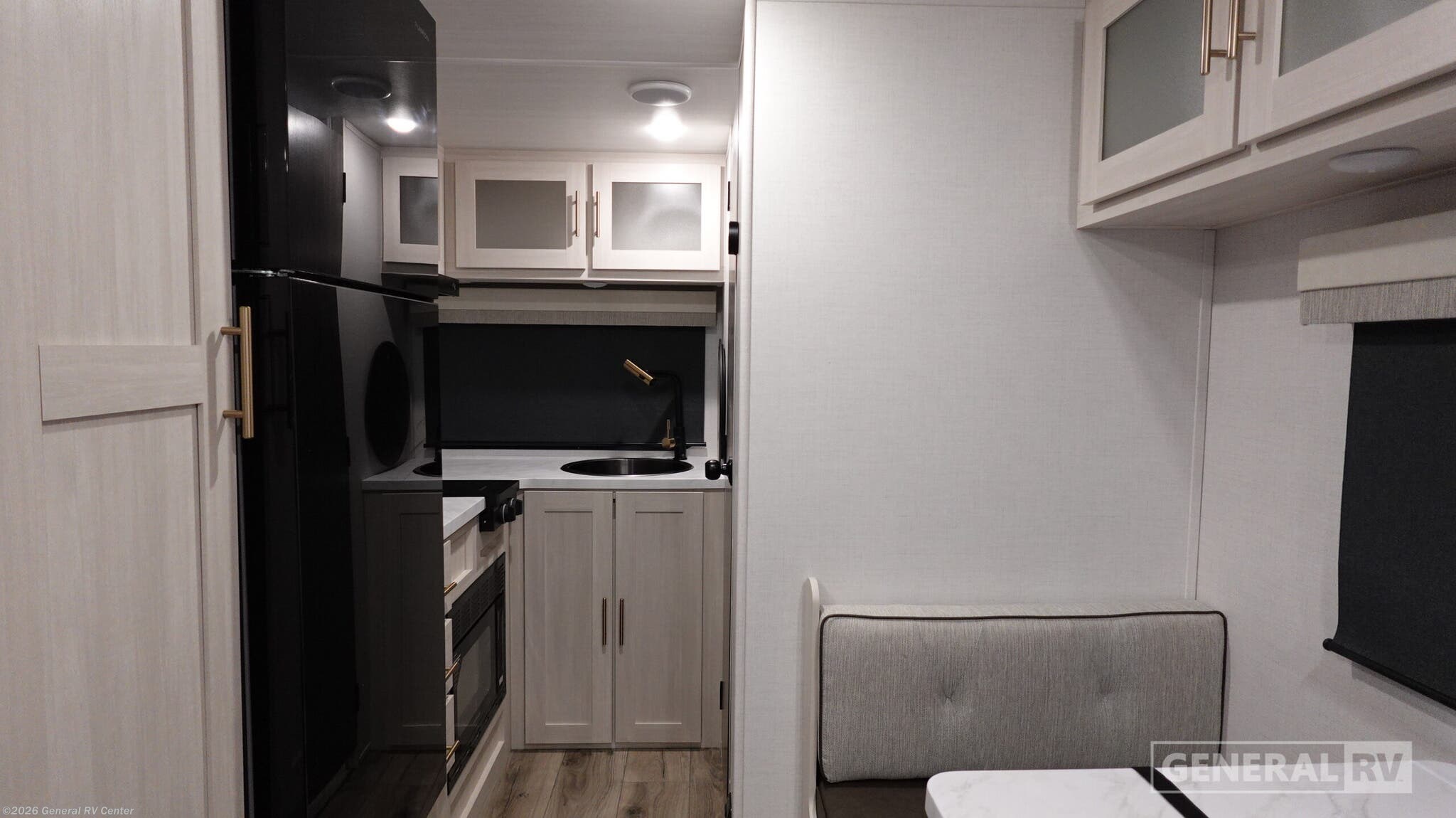 2026 Forest River R*POD RPT194 - New Travel Trailer For Sale by General RV Center in Wayland, Michigan