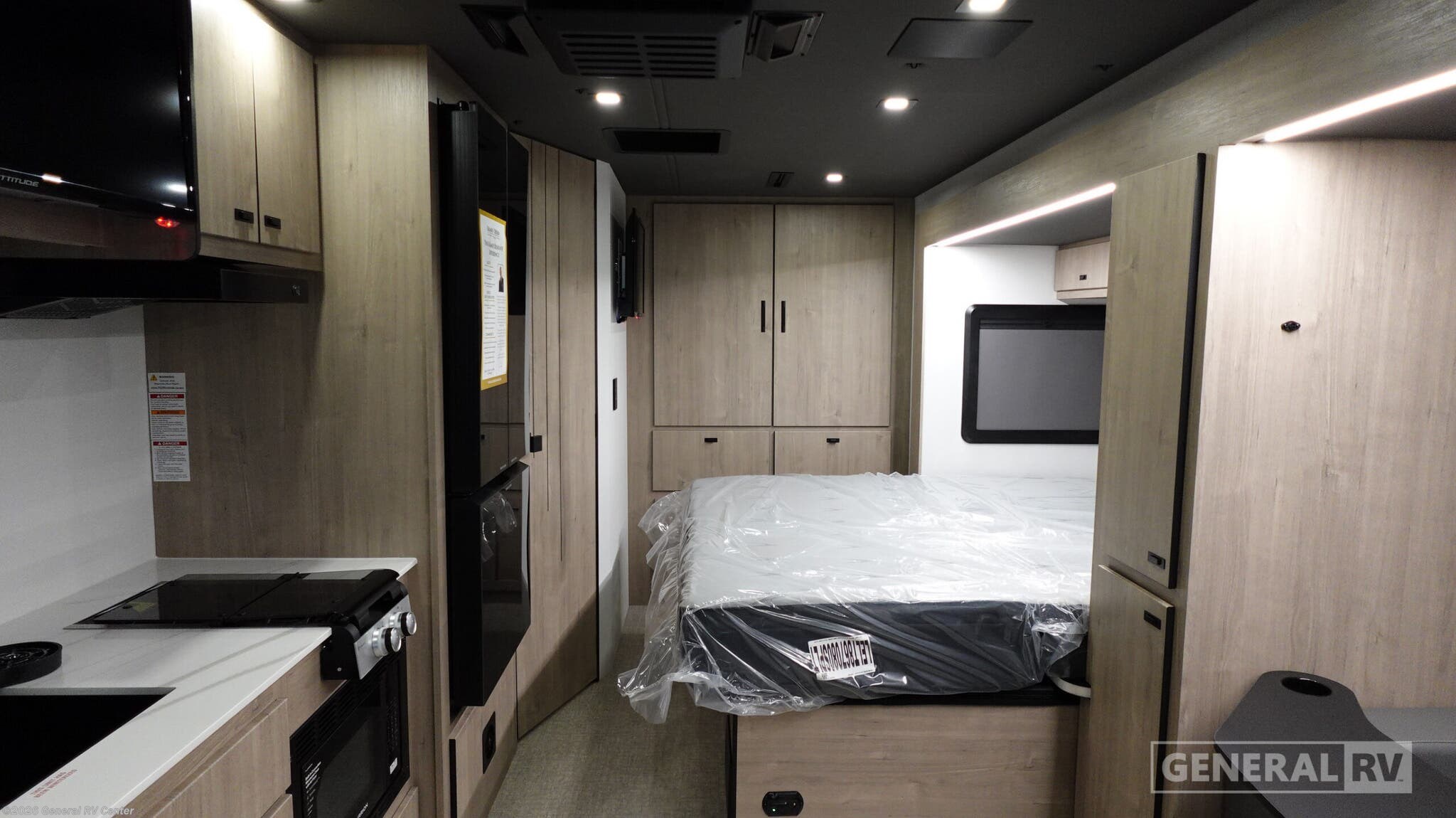 2026 Grand Design Lineage Series M 25FW - New Class C For Sale by General RV Center in Wayland, Michigan