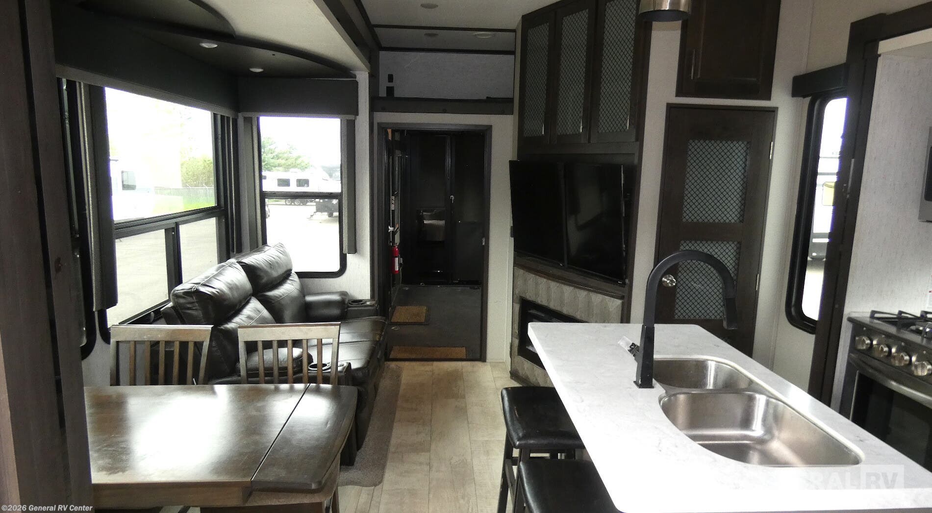 2021 Grand Design Momentum 397TH - Used Fifth Wheel For Sale by General RV Center in Wayland, Michigan