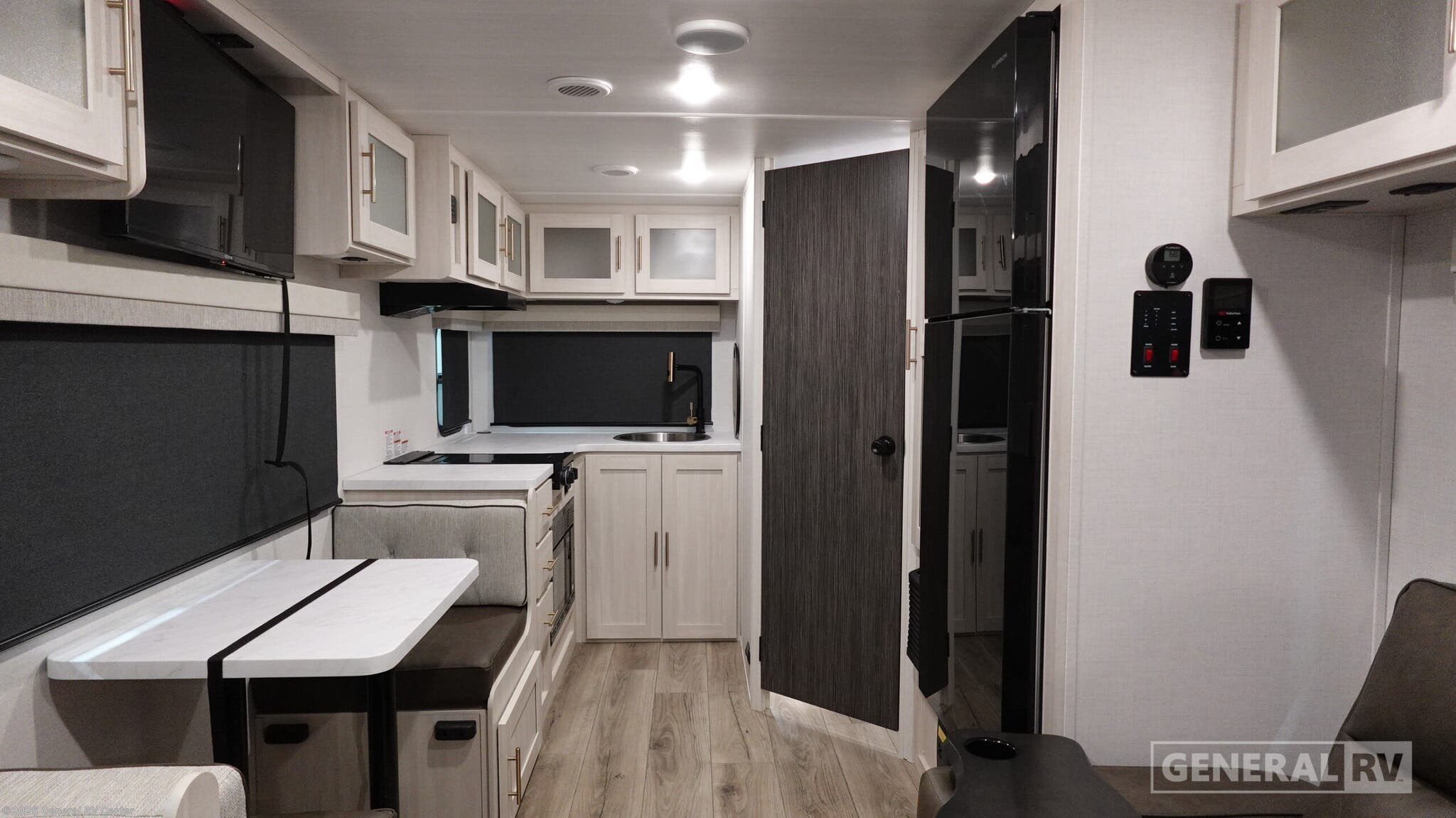 2026 Forest River R*POD RPT205 - New Travel Trailer For Sale by General RV Center in Wayland, Michigan