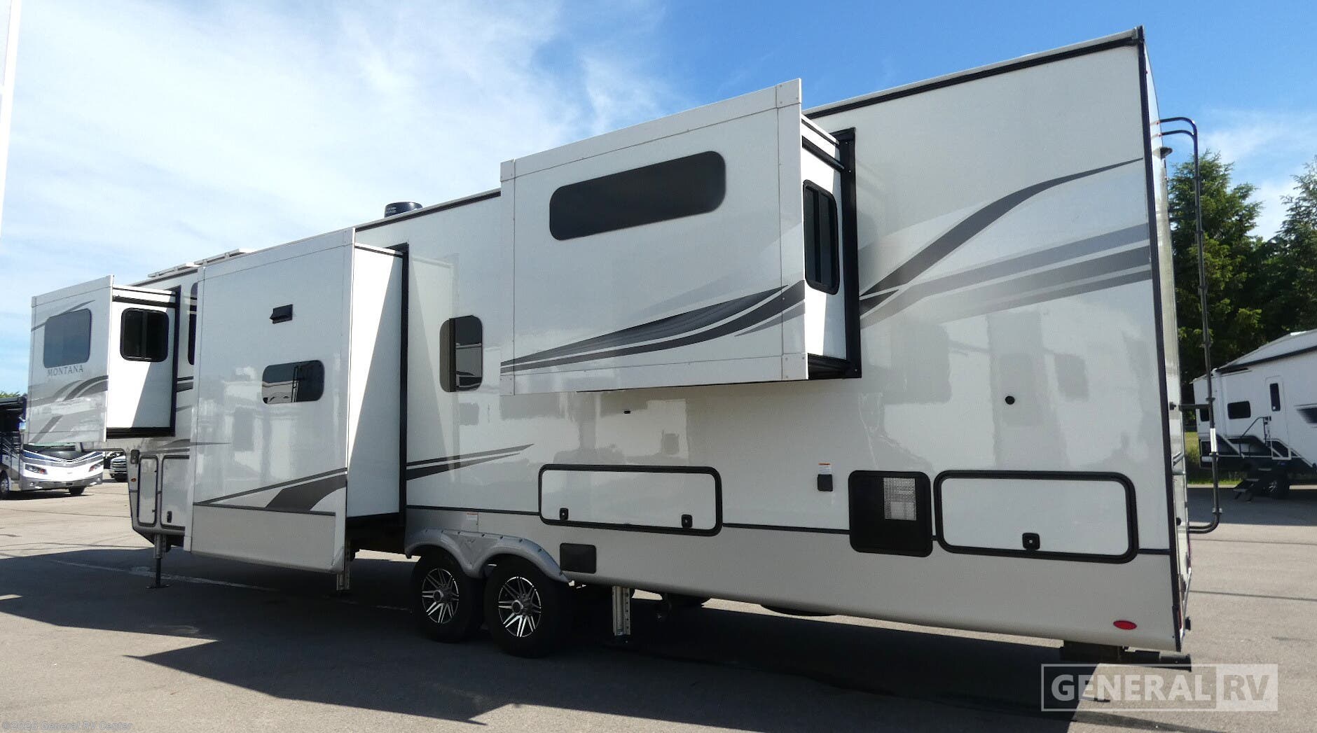 2022 Montana 3763BP by Keystone from General RV Center in Wayland, Michigan