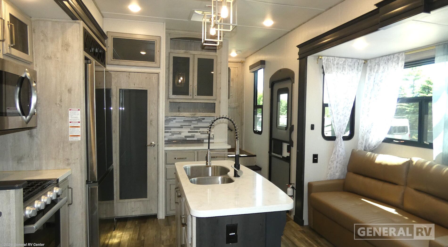 Used 2022 Keystone Avalanche 378BH available in Wayland, Michigan